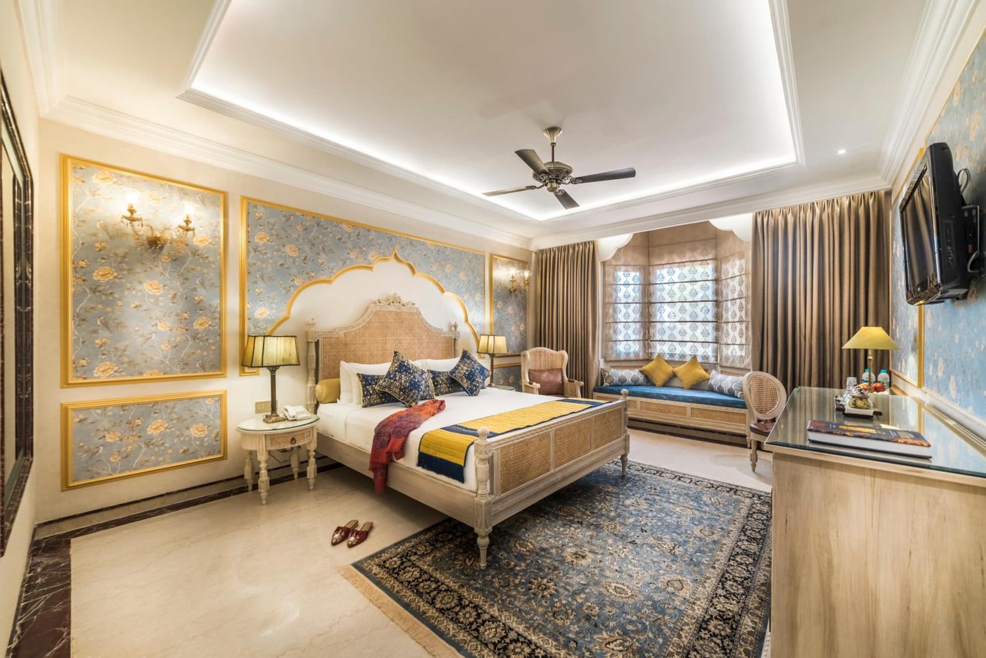 Royal Palace Room