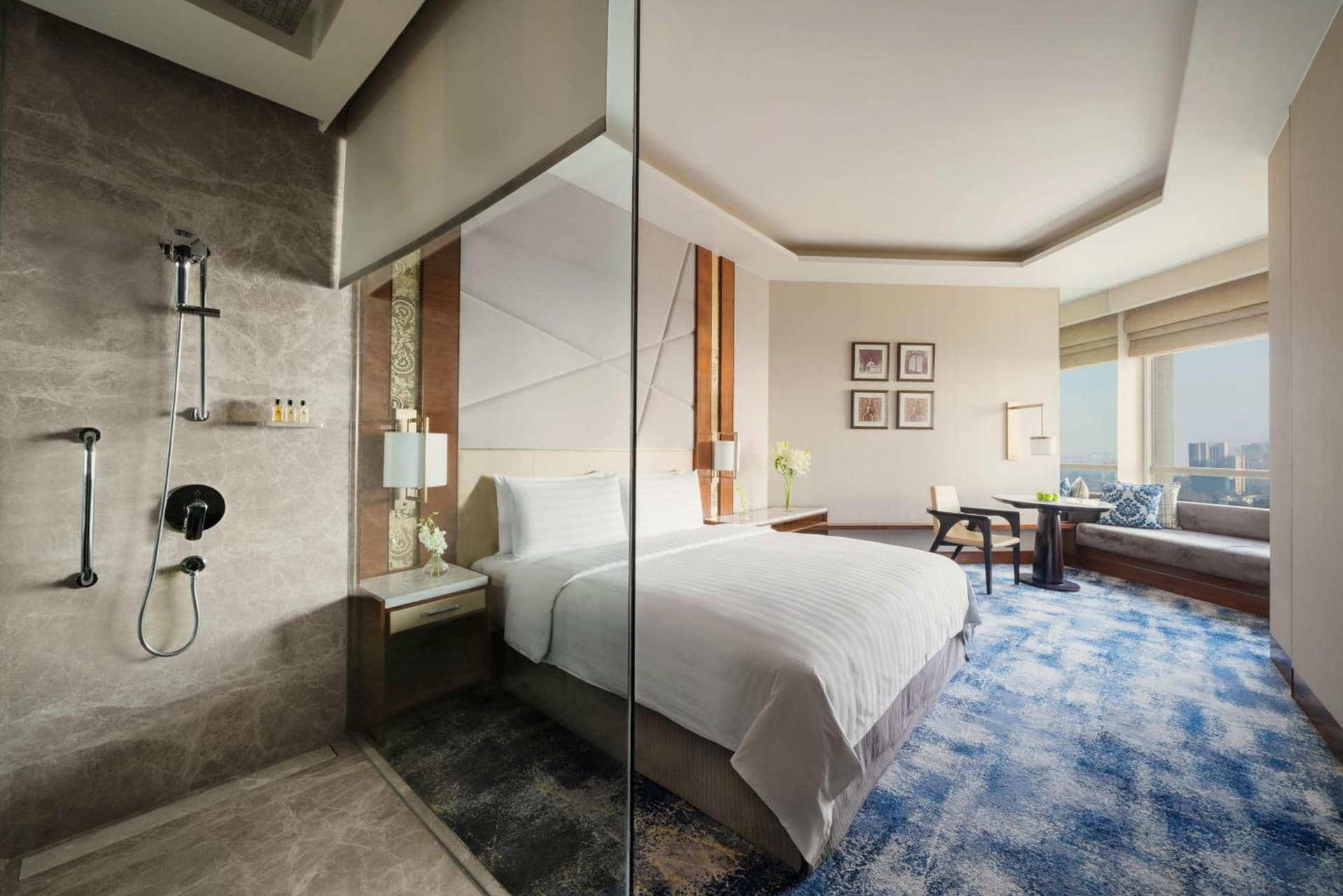 Club King Or Twin Room