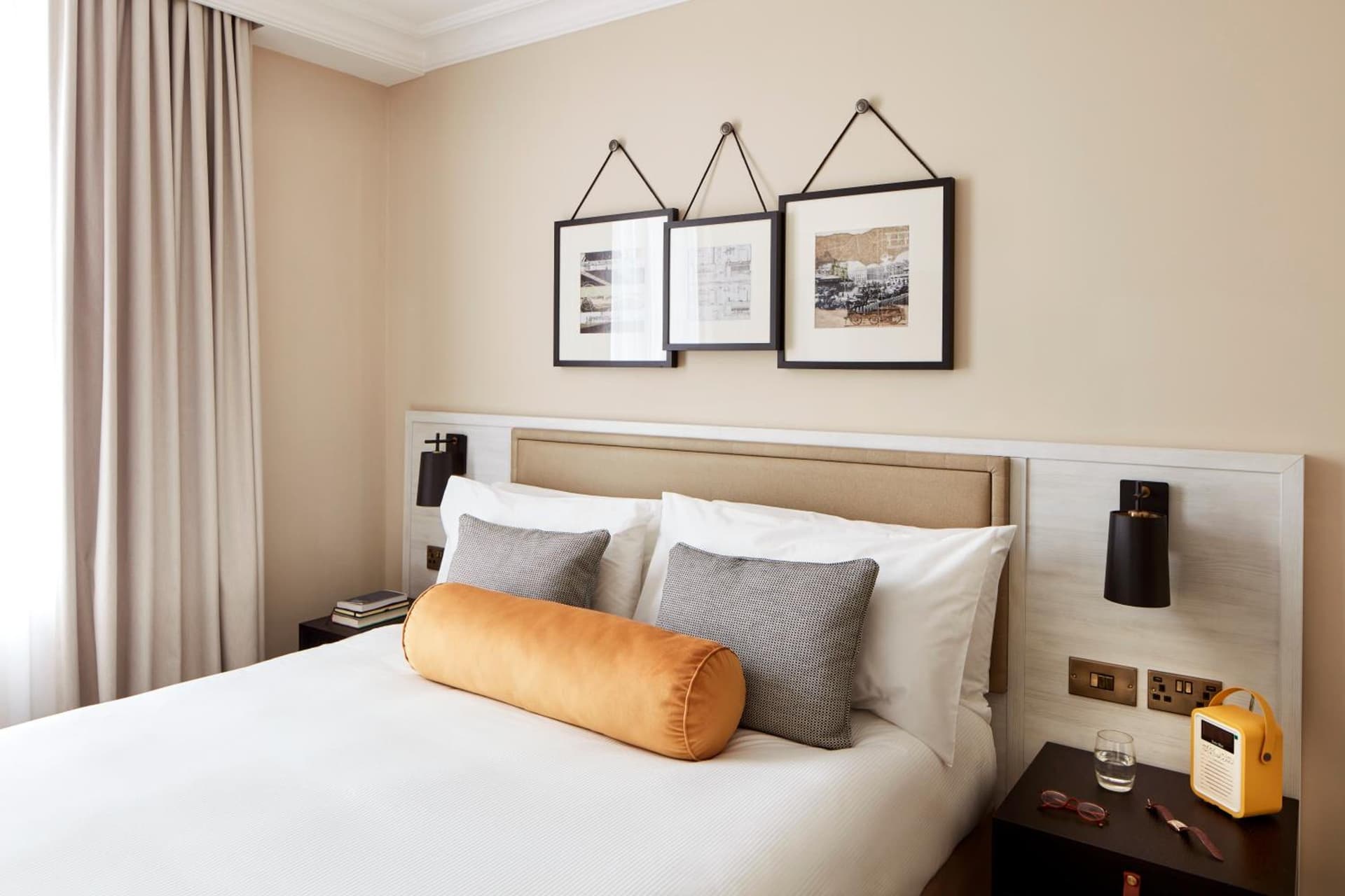 Classic Queen Room