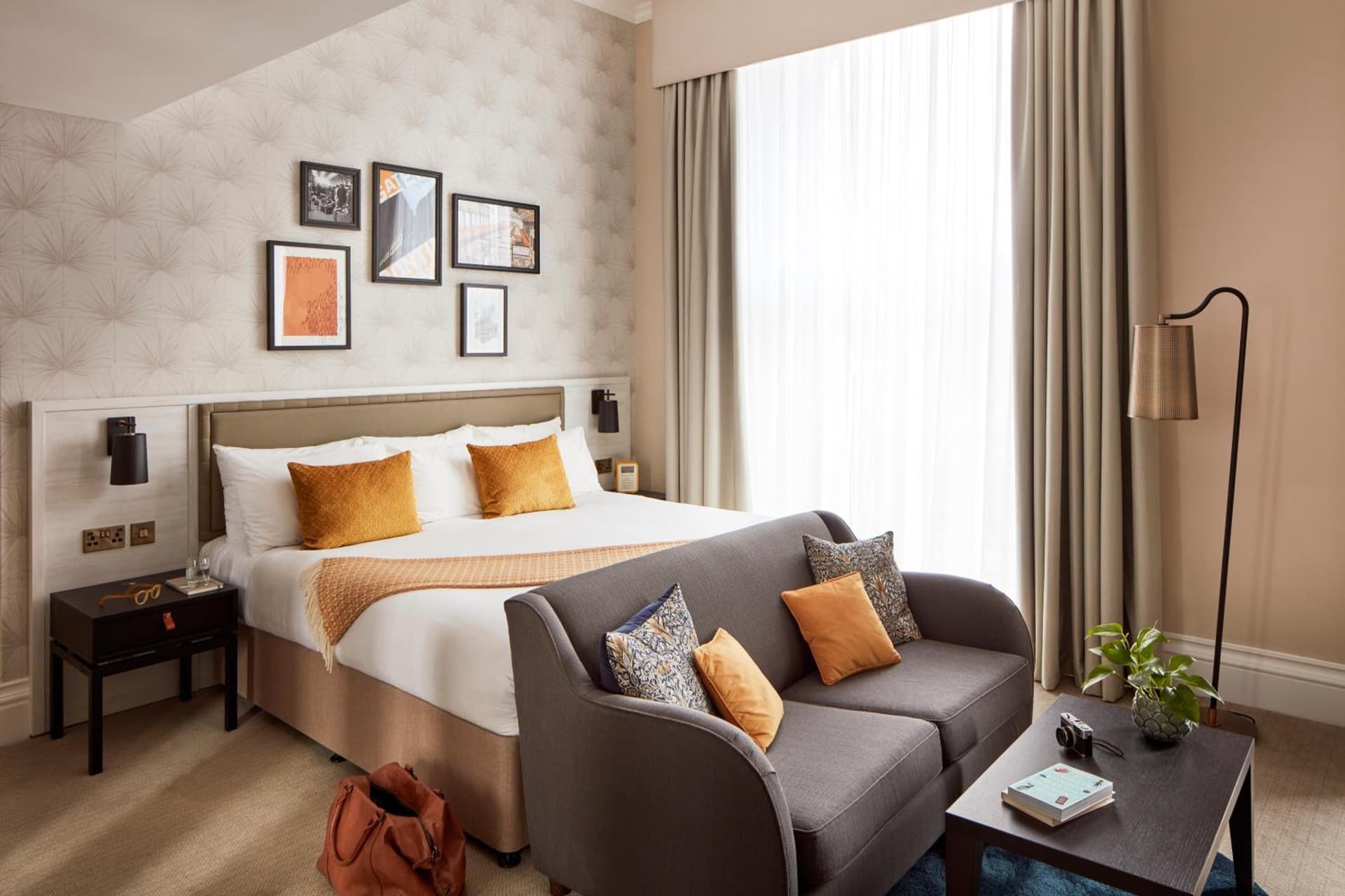 Superior King Room
