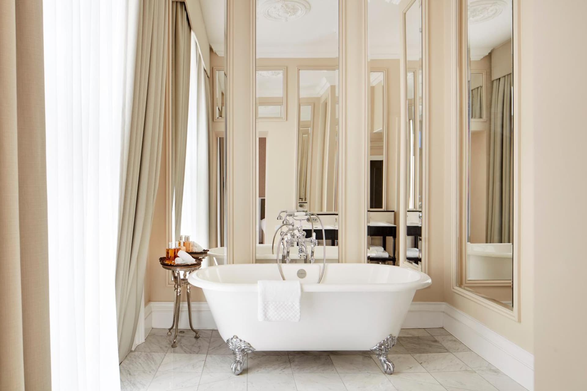 Suite King Room