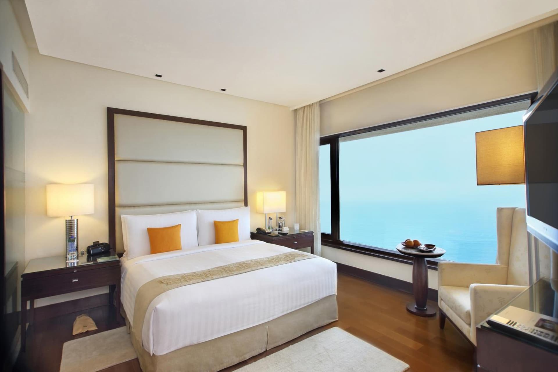 Bay View Rooms