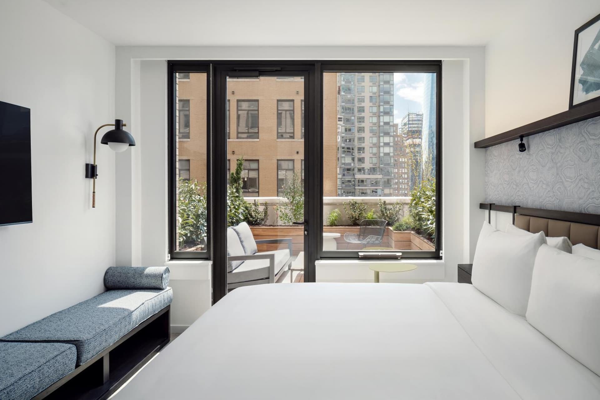 King Accessible Terrace Room
