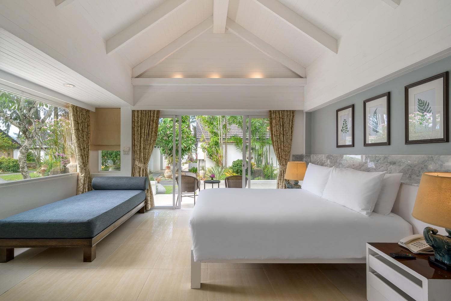 Tropical Garden View Room