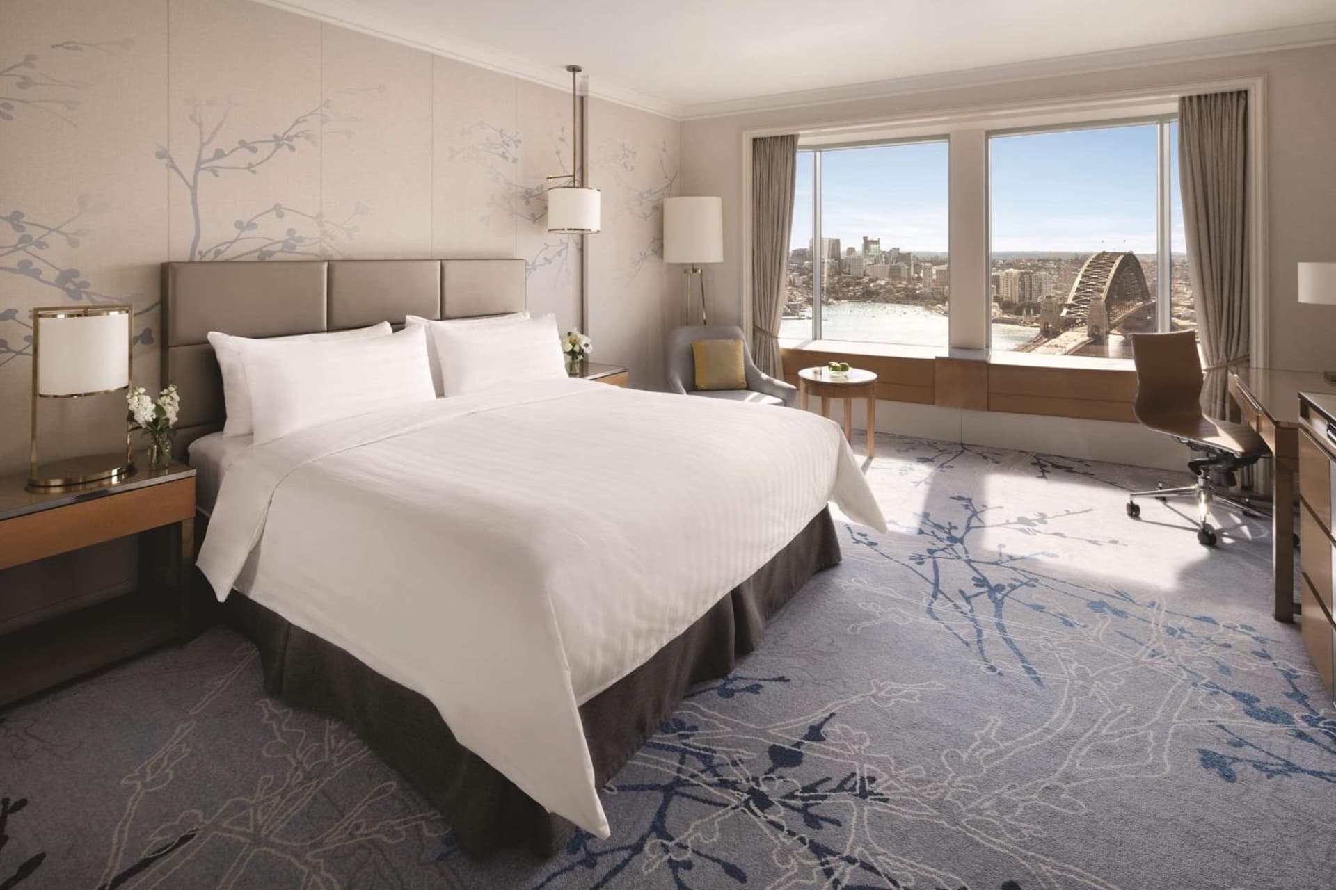 Club King Room