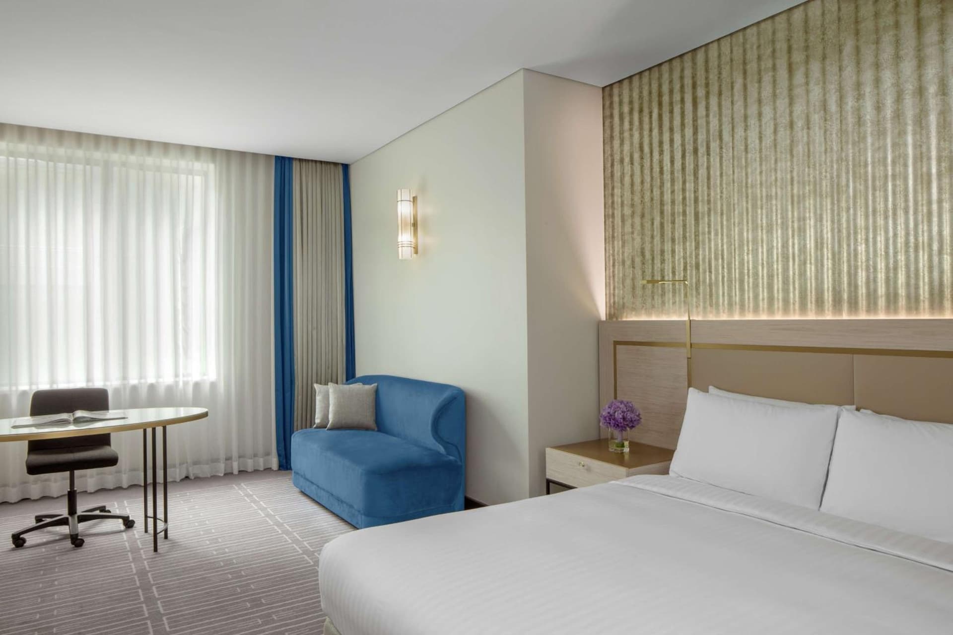 Double Queen Size Bed