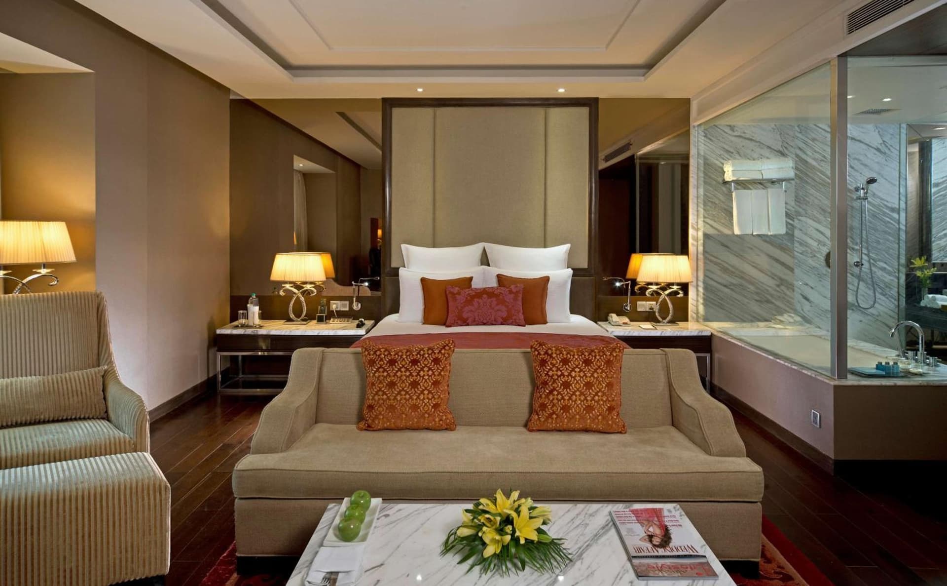 Junior Suite Queen Room