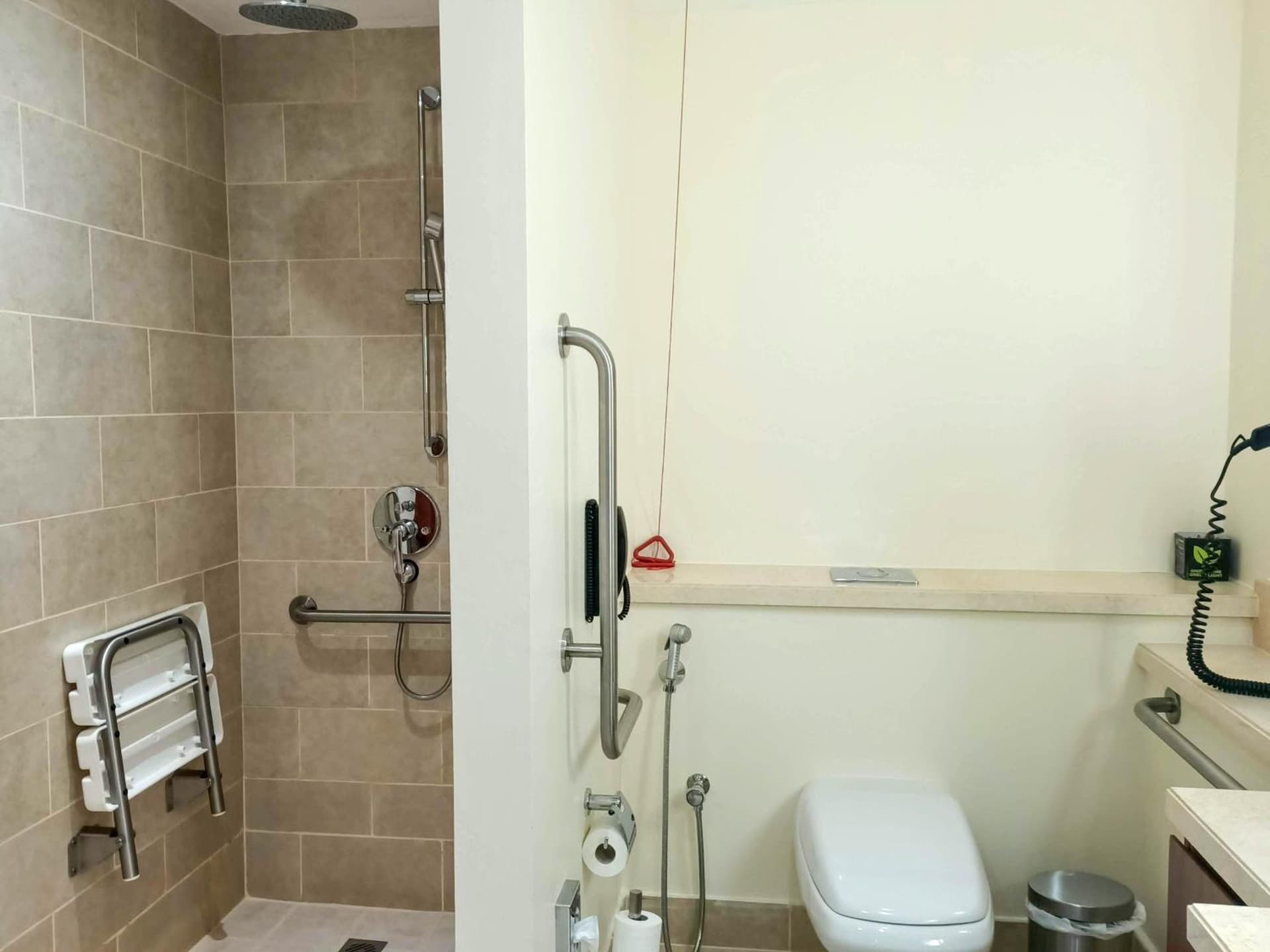 Premium Twin Accessible Room