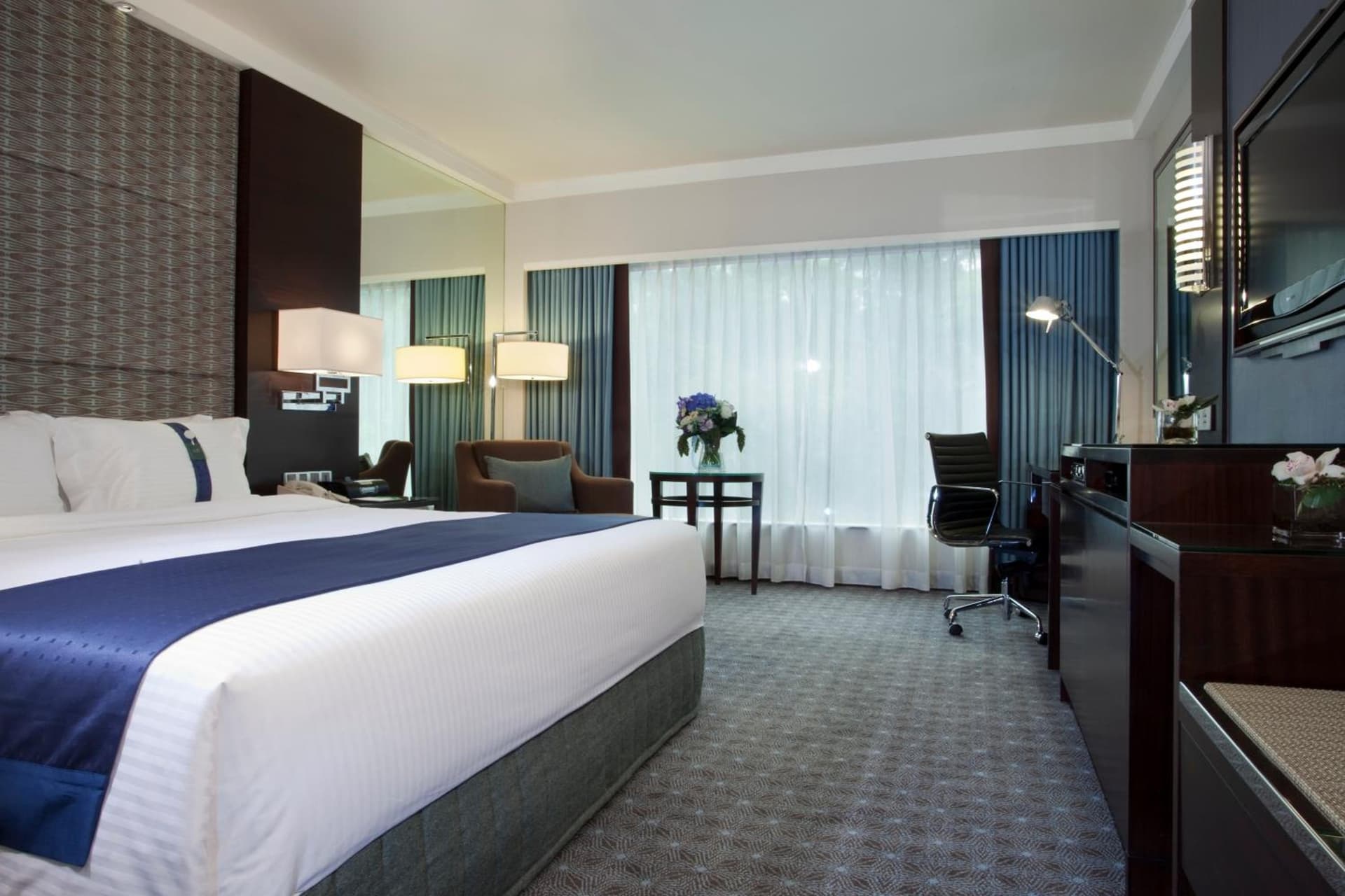 Standard King Room