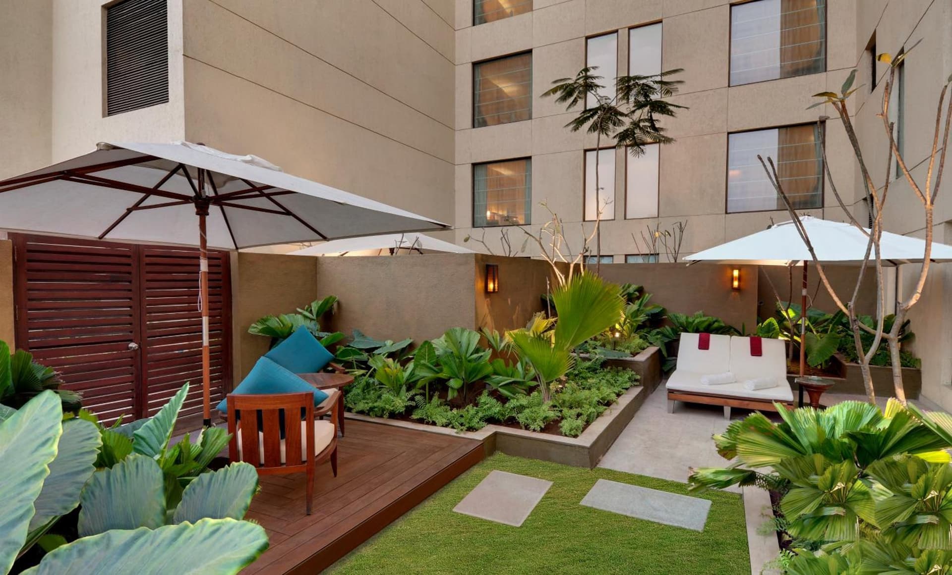 Suite King Garden View Room