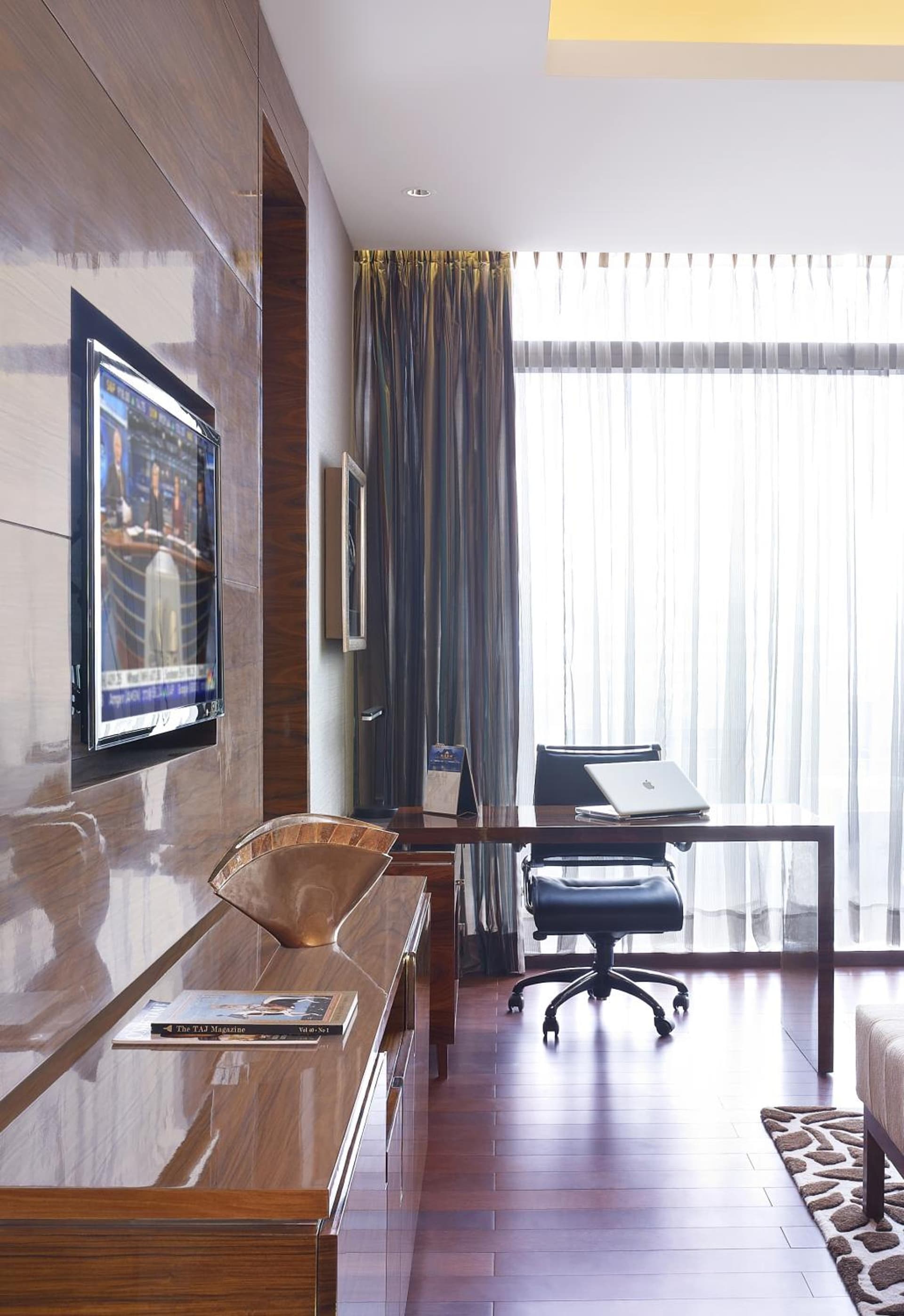 Suite King Room
