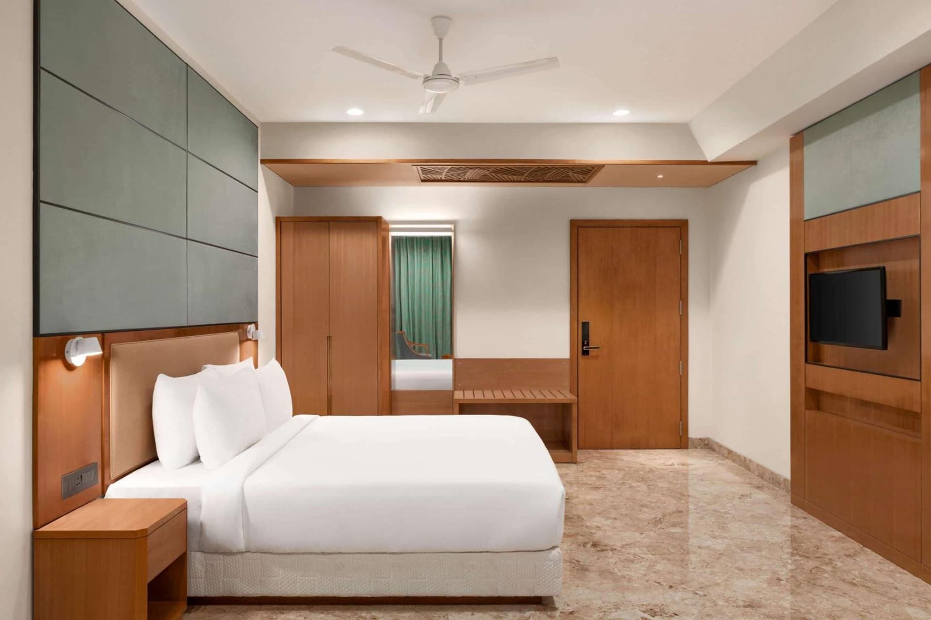 King Accessible Room
