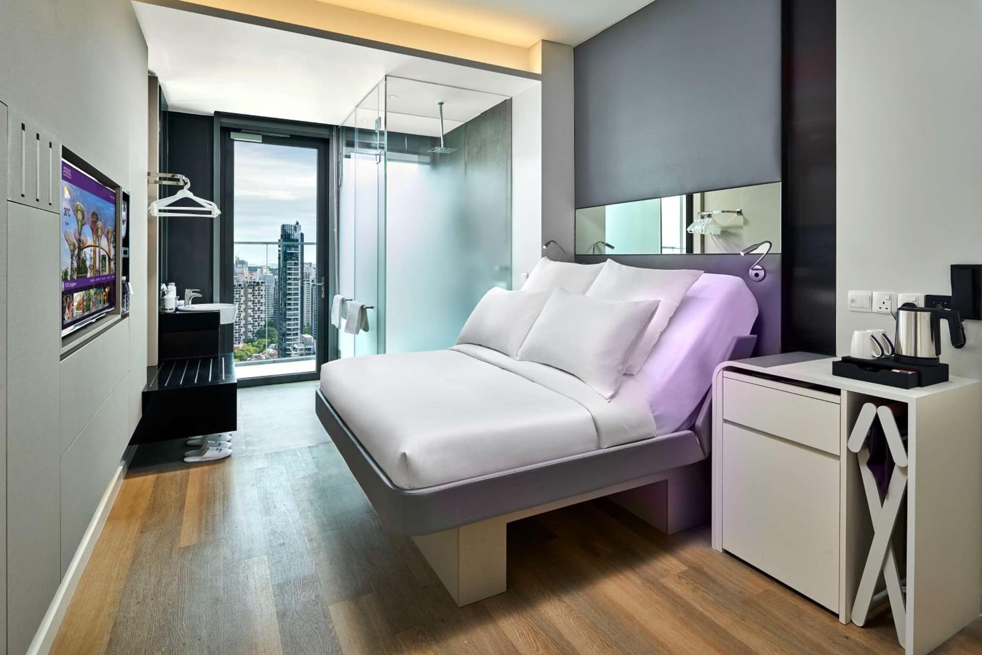 Queen Bed