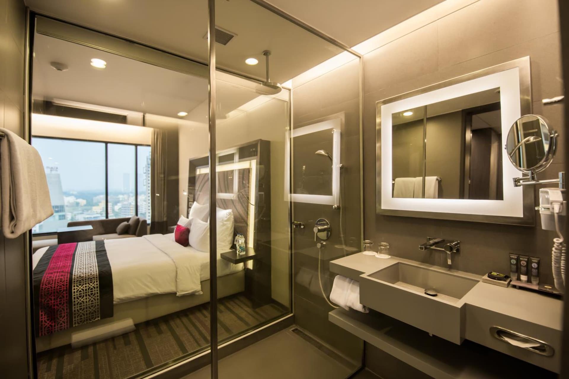 Premier King Room
