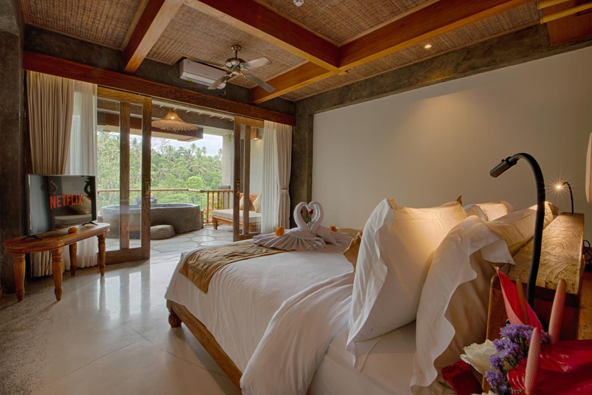 Suite Double Room with Valley View