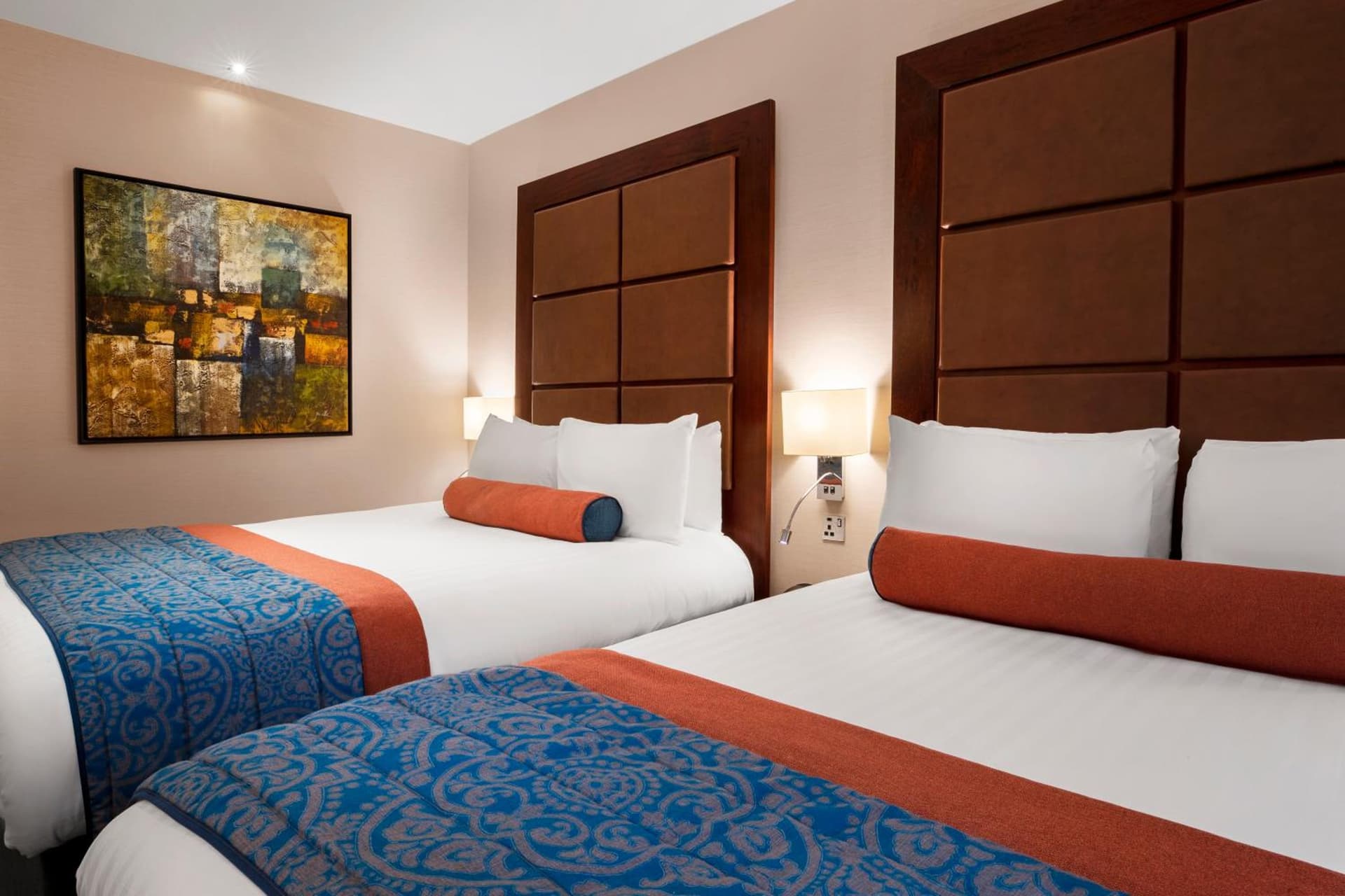 Superior Twin Room