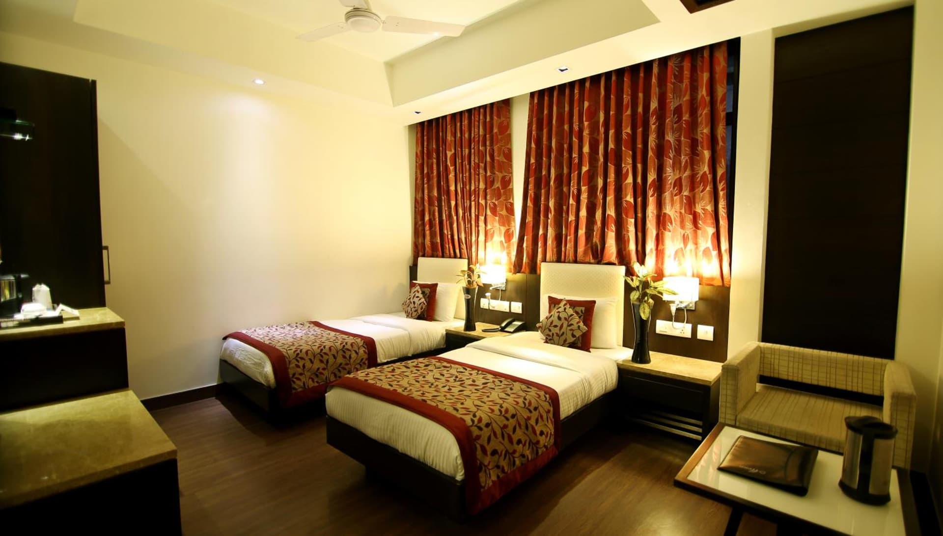 Deluxe Twin Room