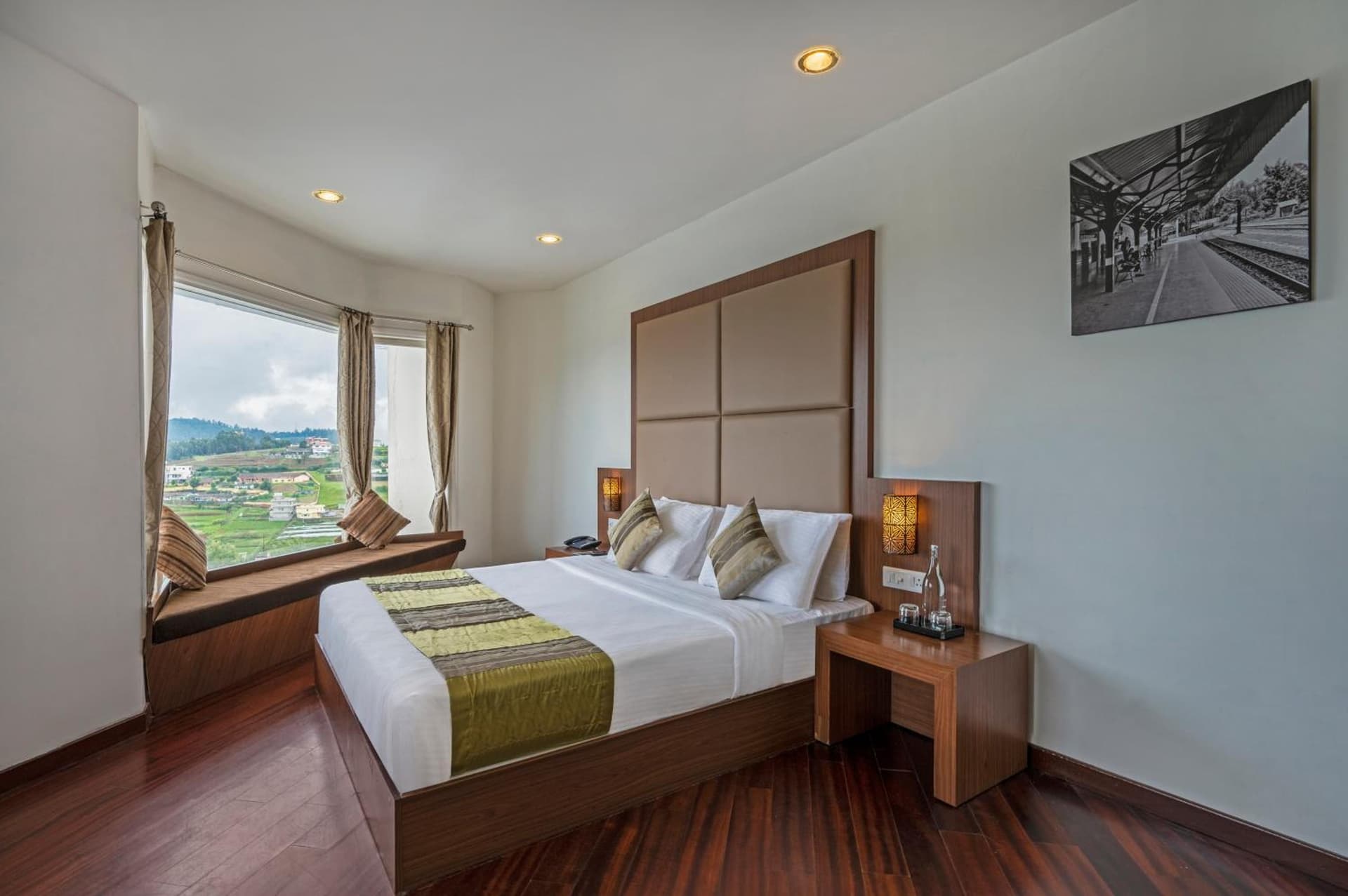 Valley View Premier Room
