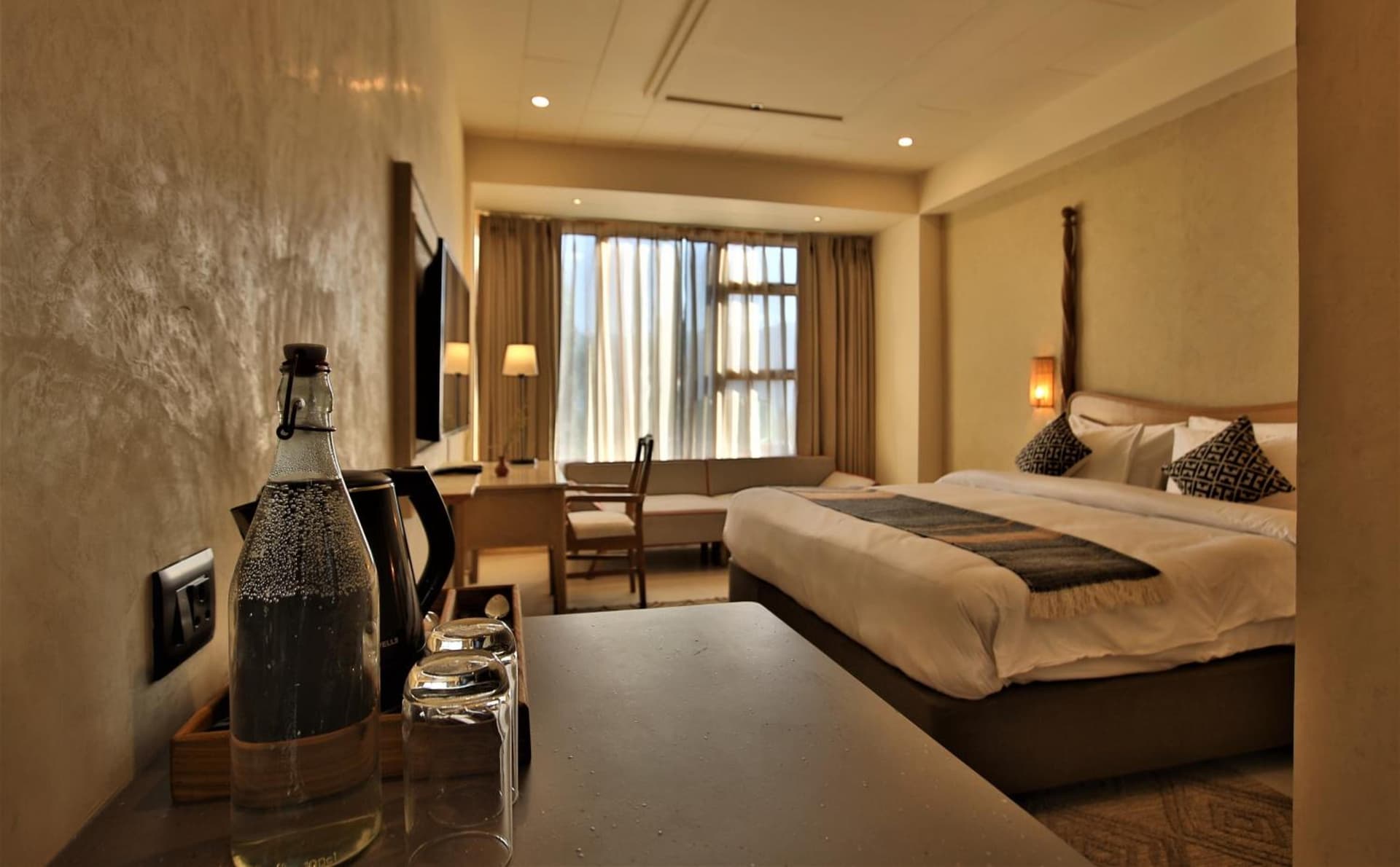 Deluxe King Room