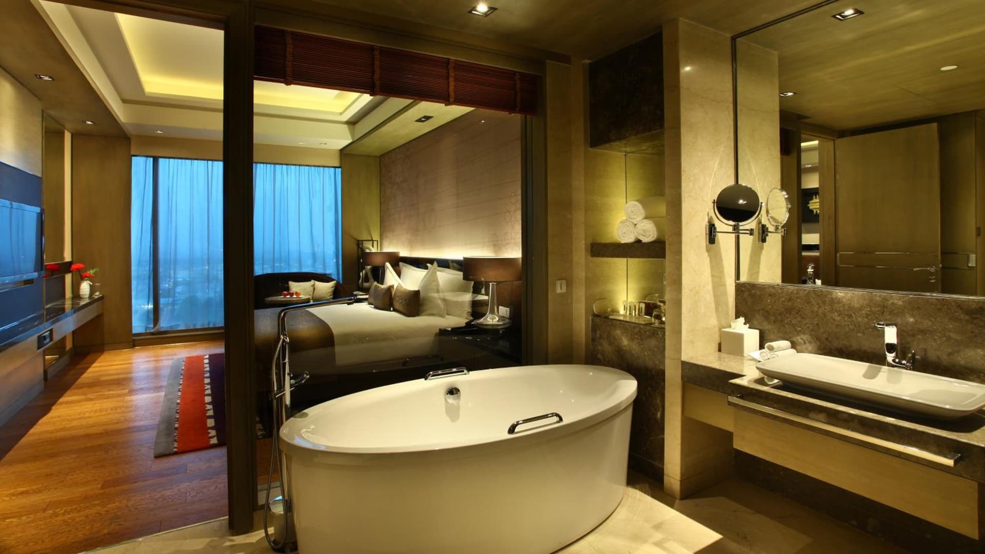 Suite King Room