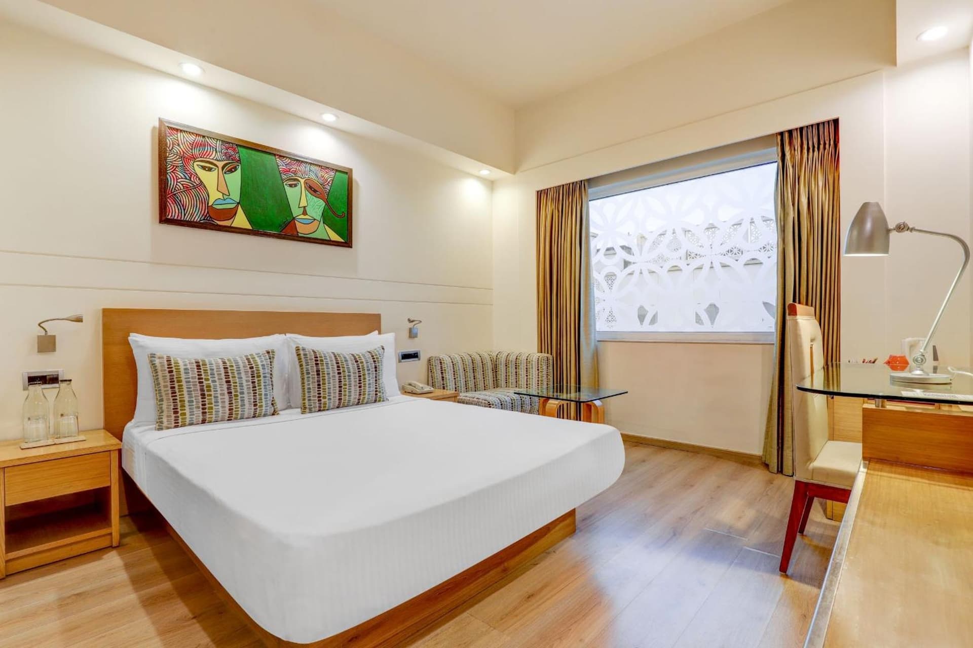 Superior Queen Room