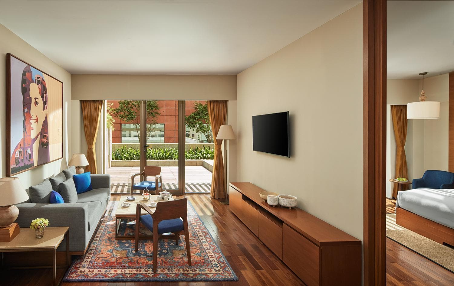 Suite King Jacuzzi Room