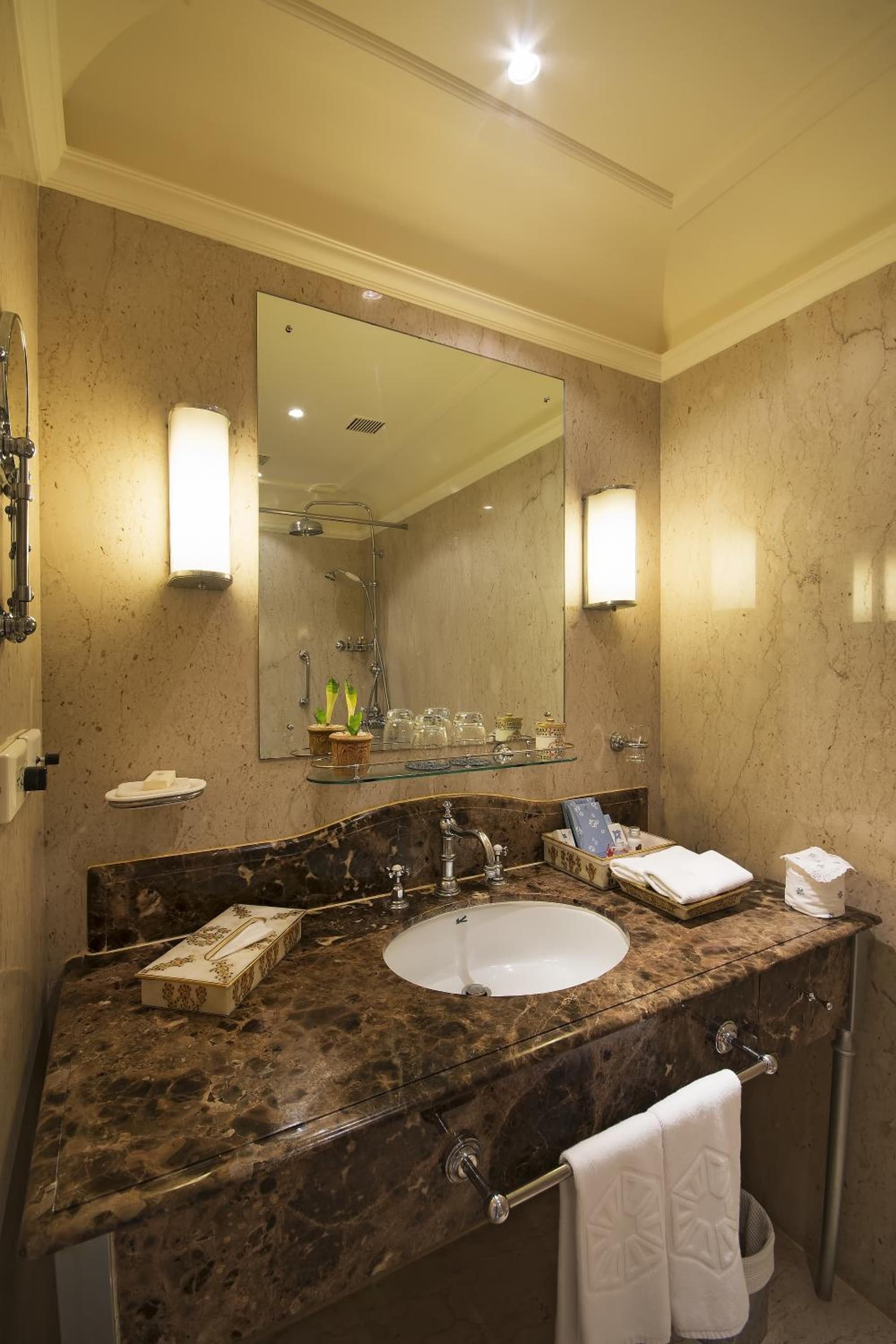 Luxury Double Garden View Room