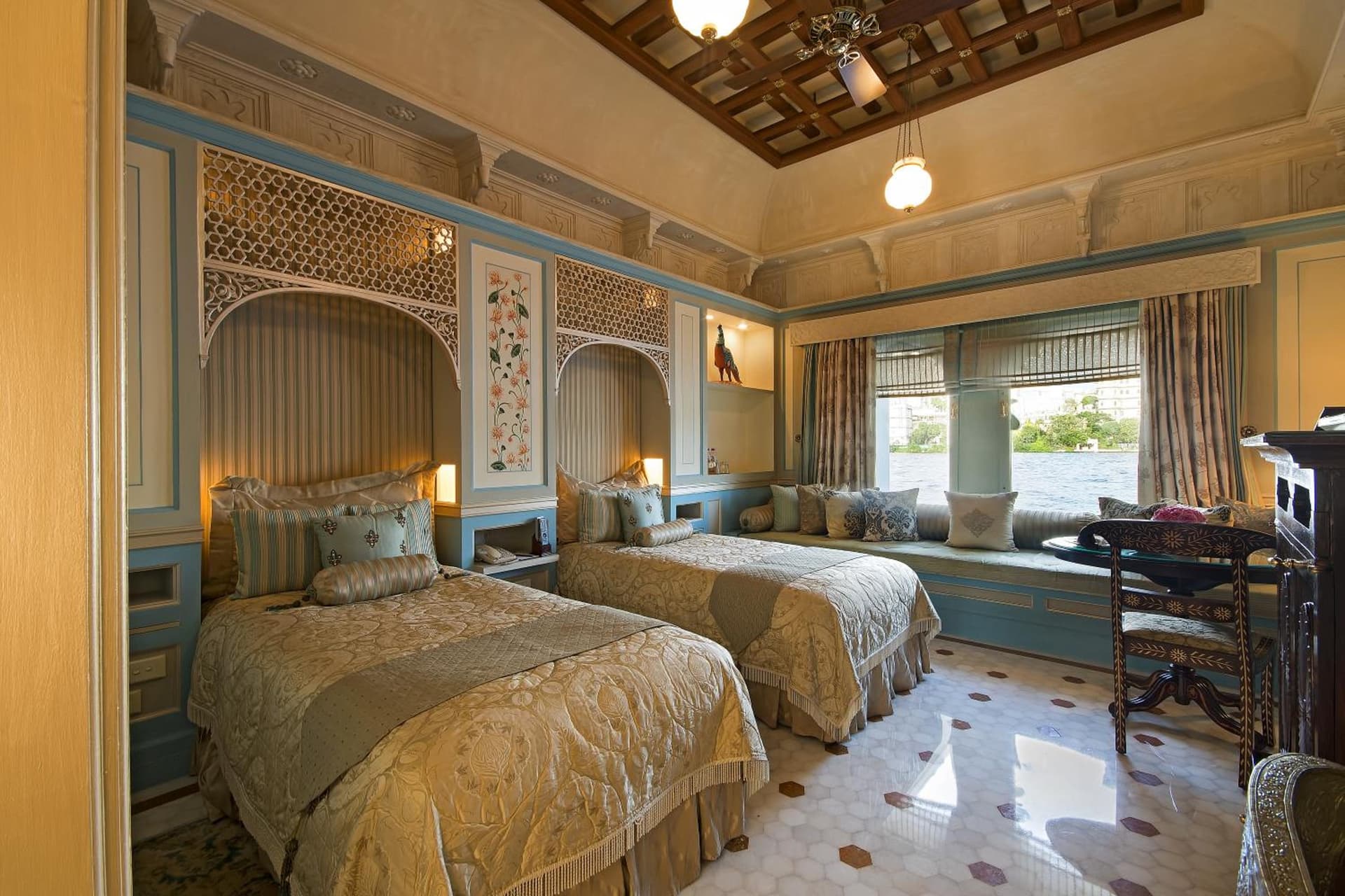 Luxury Room Garden Non Lake View Twin Bed