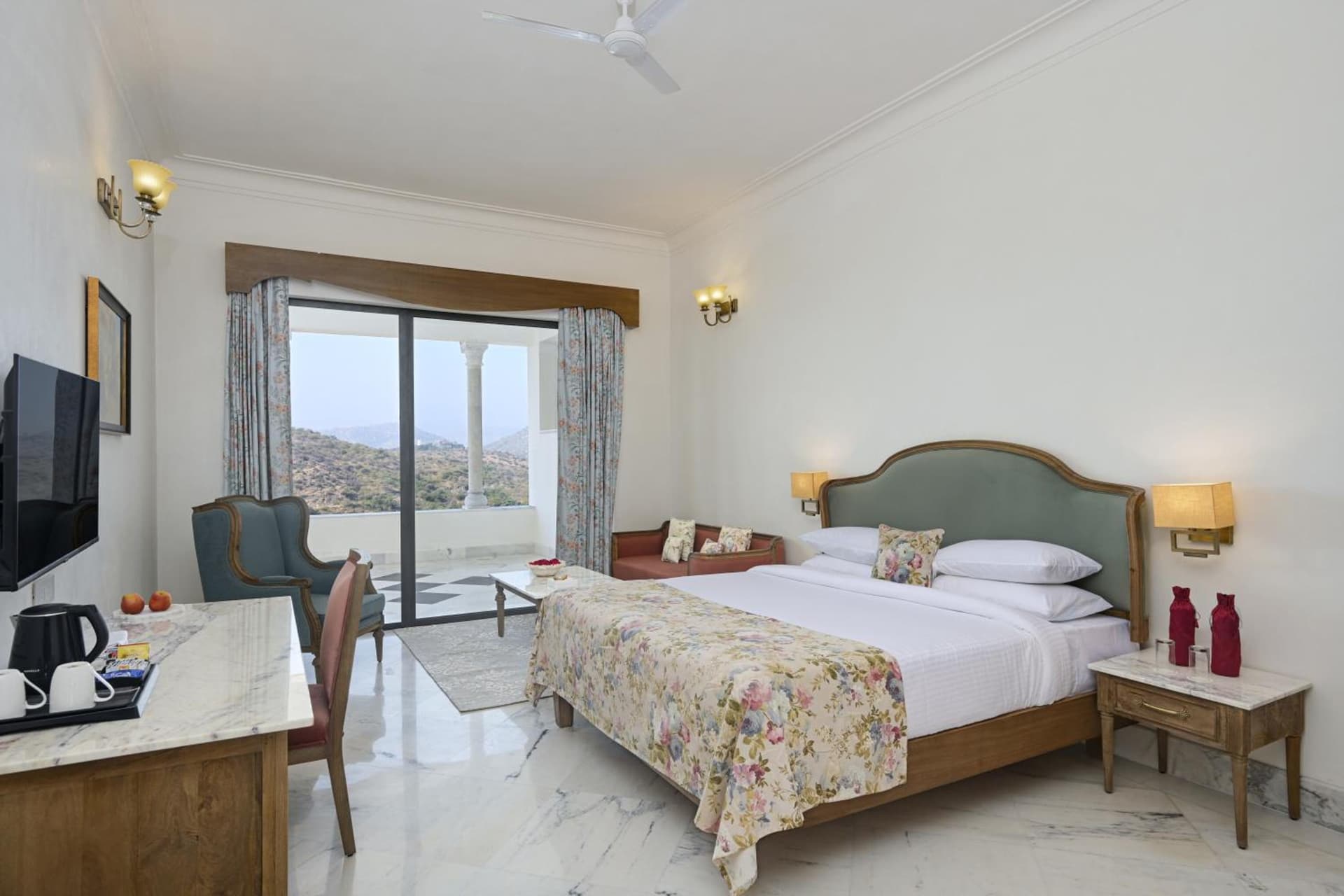 Suite Pool