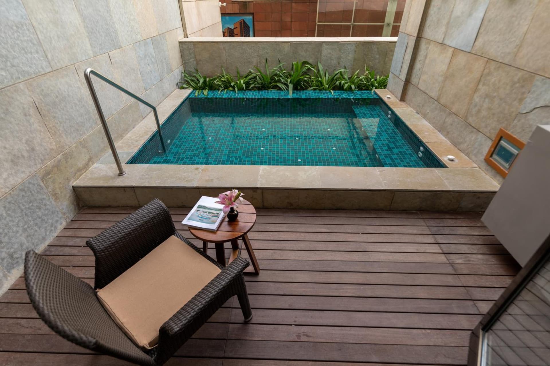 Club King Jacuzzi Room