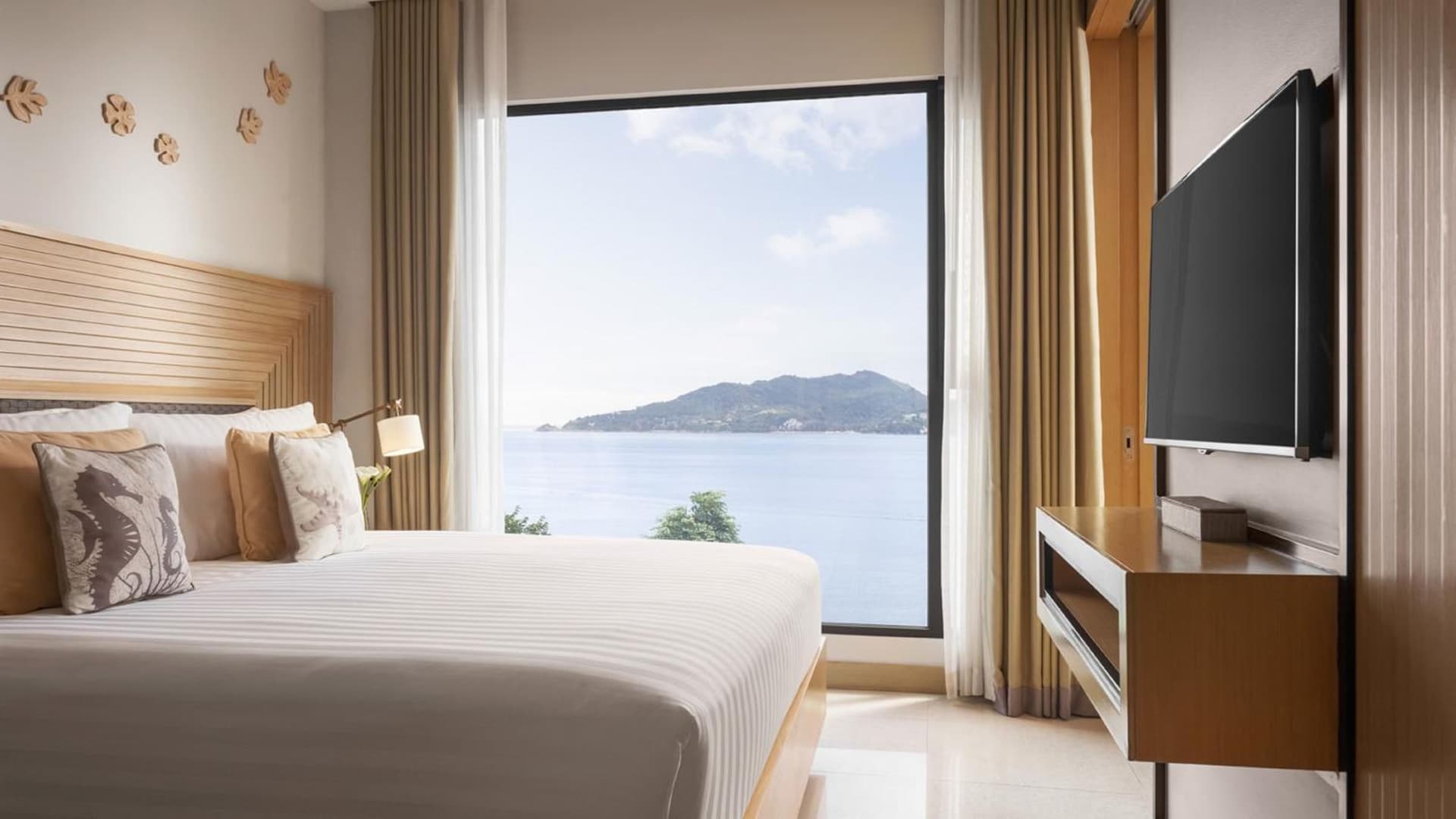 One-Bedroom Suite with Ocean View
