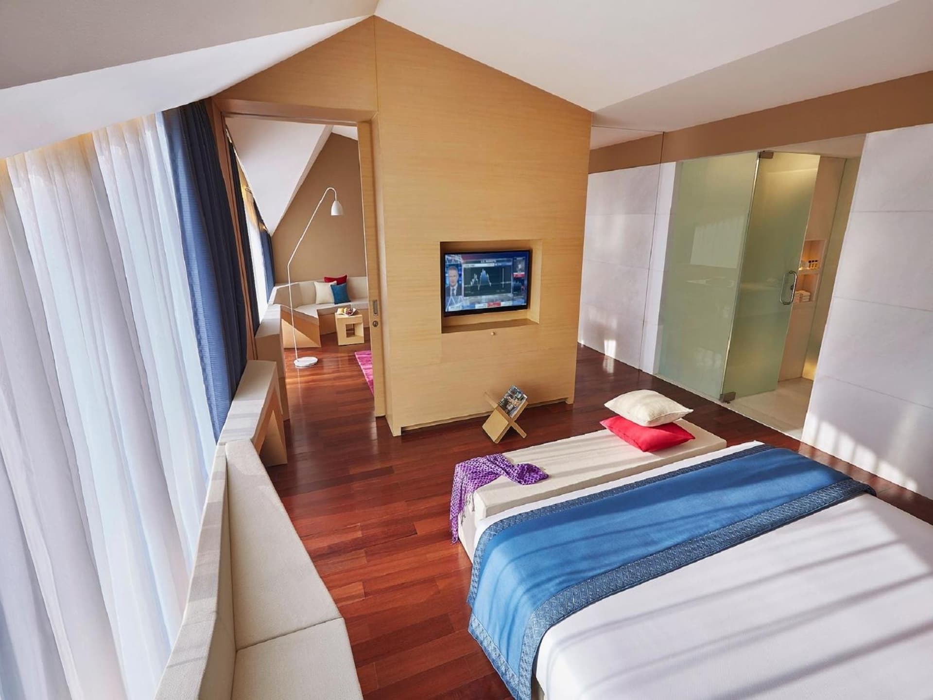 Suite King City View Room