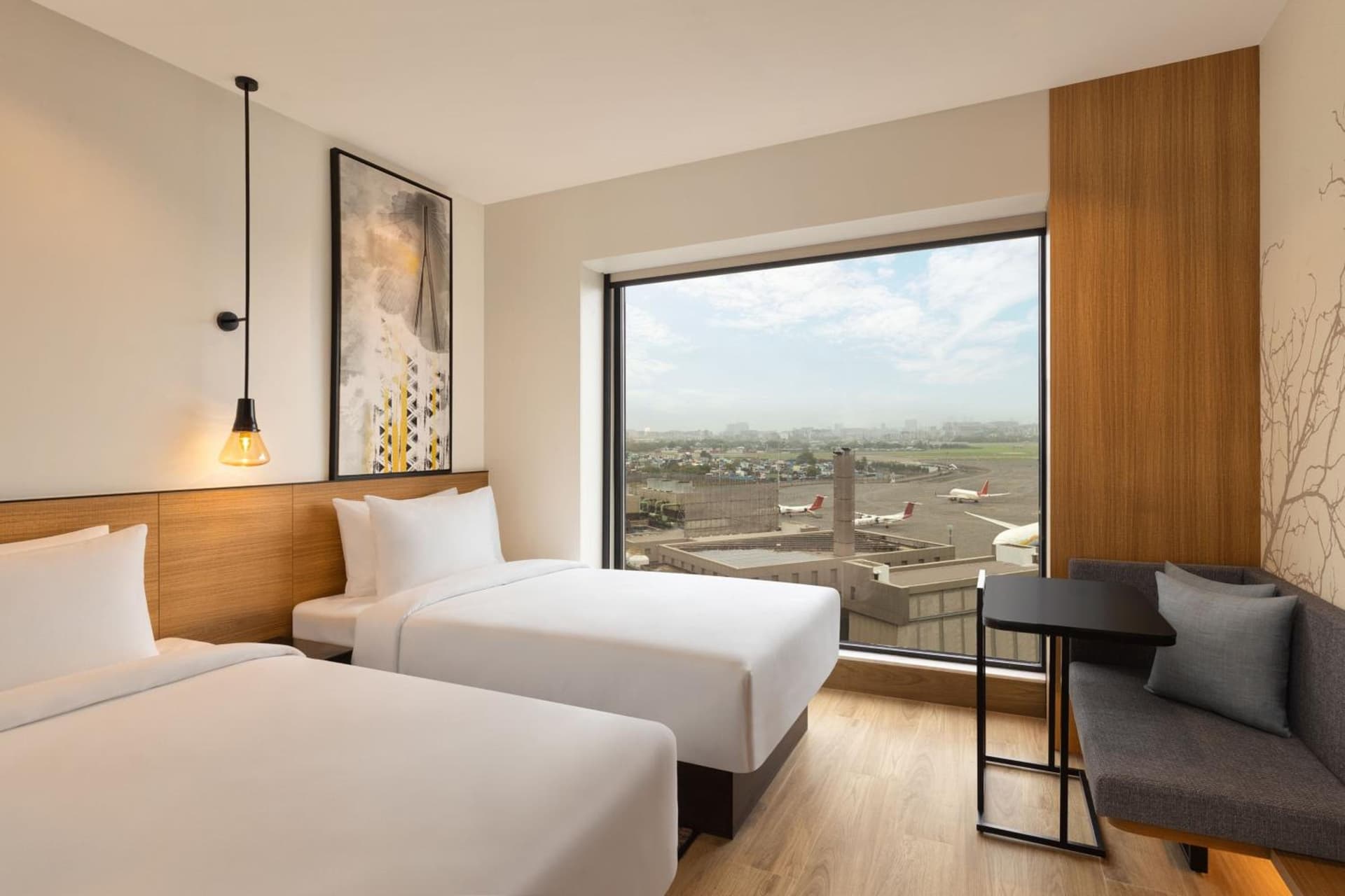 Deluxe Twin Garden View Room
