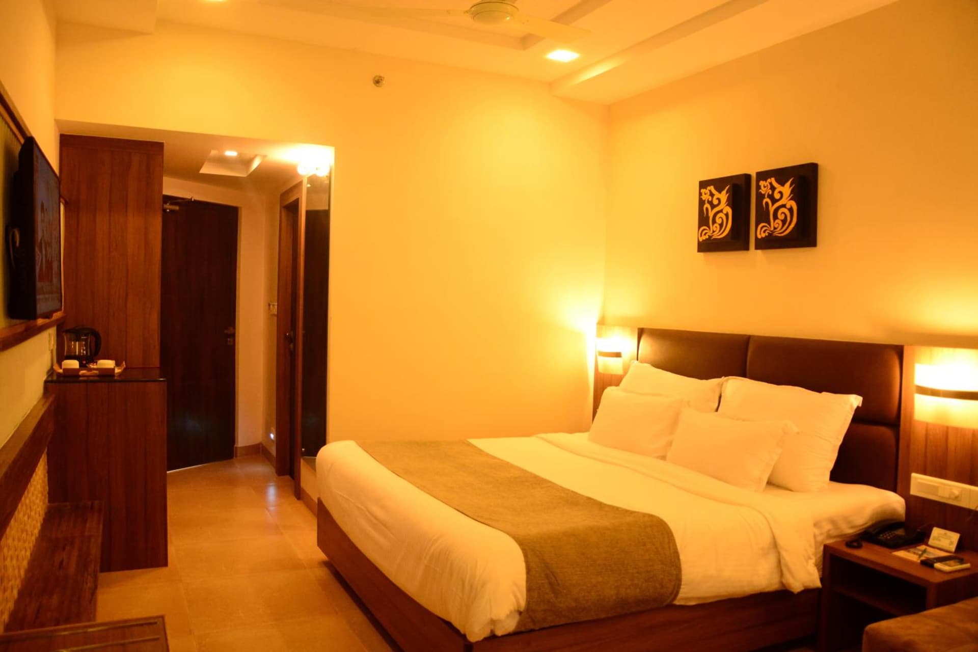 Queen Room