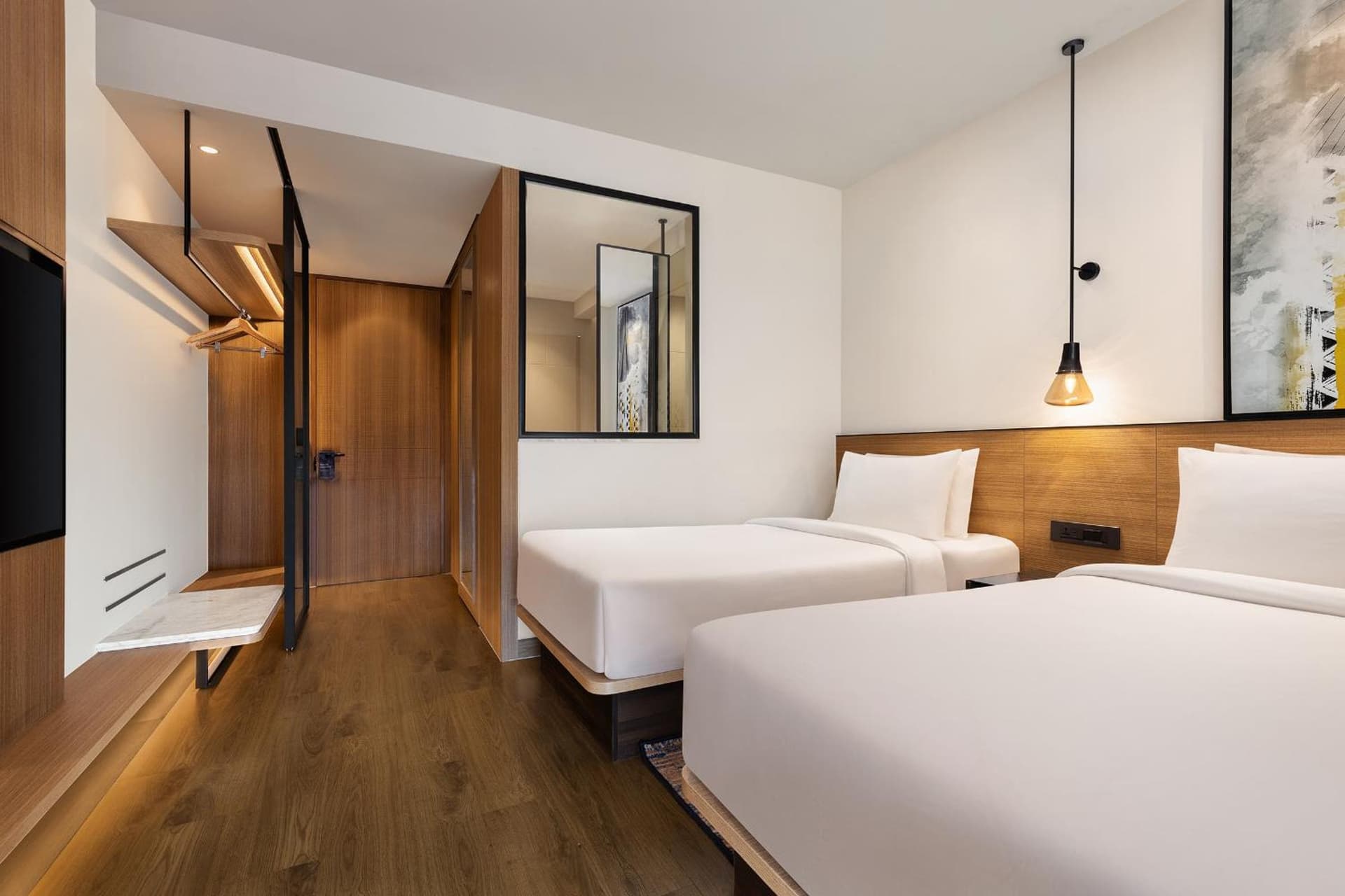 Standard Room with 2 Twin Beds And City View