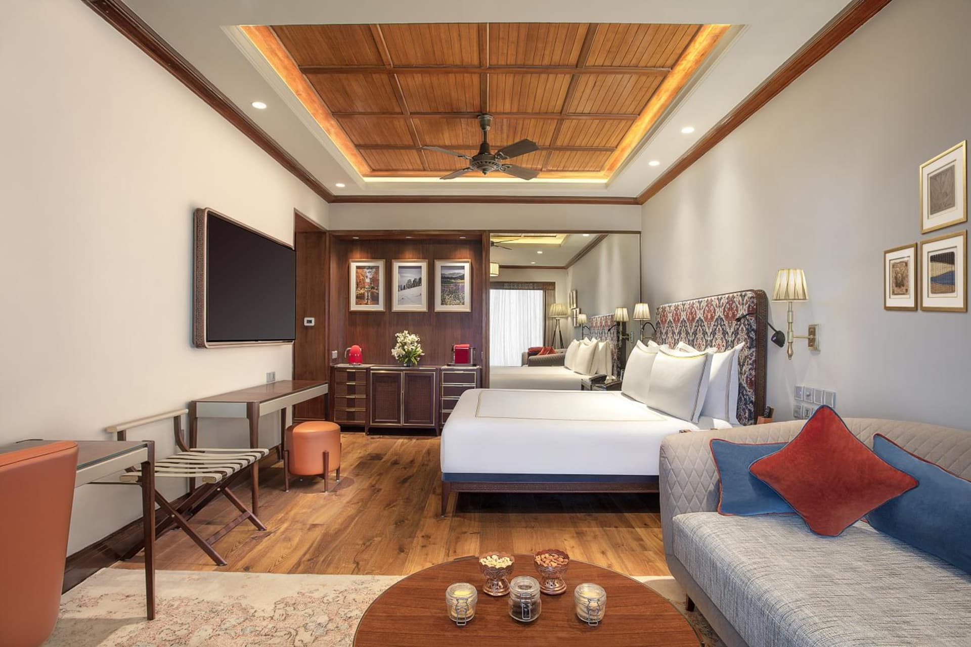 Luxury Double Room - Gulmarg View