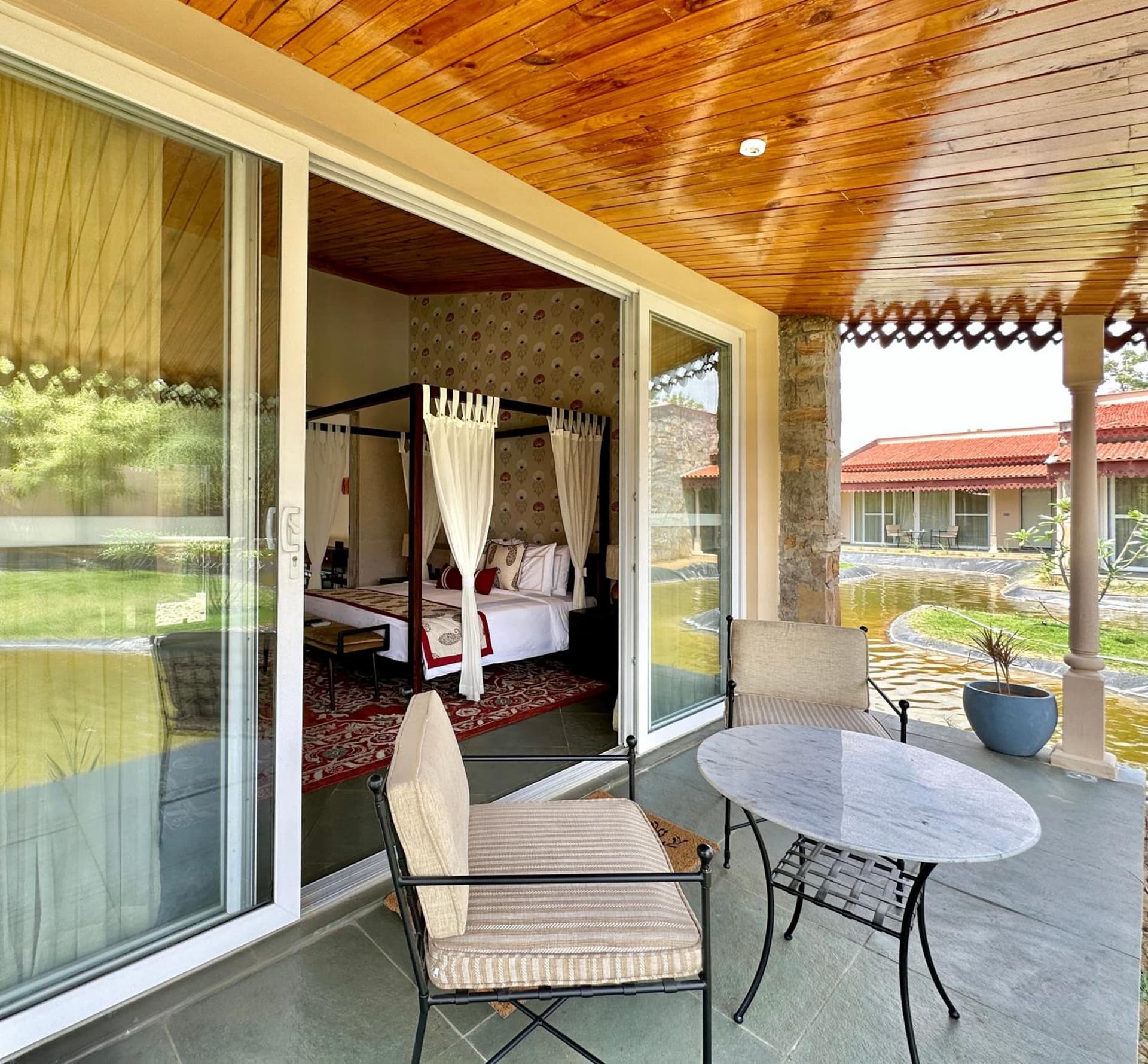 Villa Pool View Plunge Pool Room