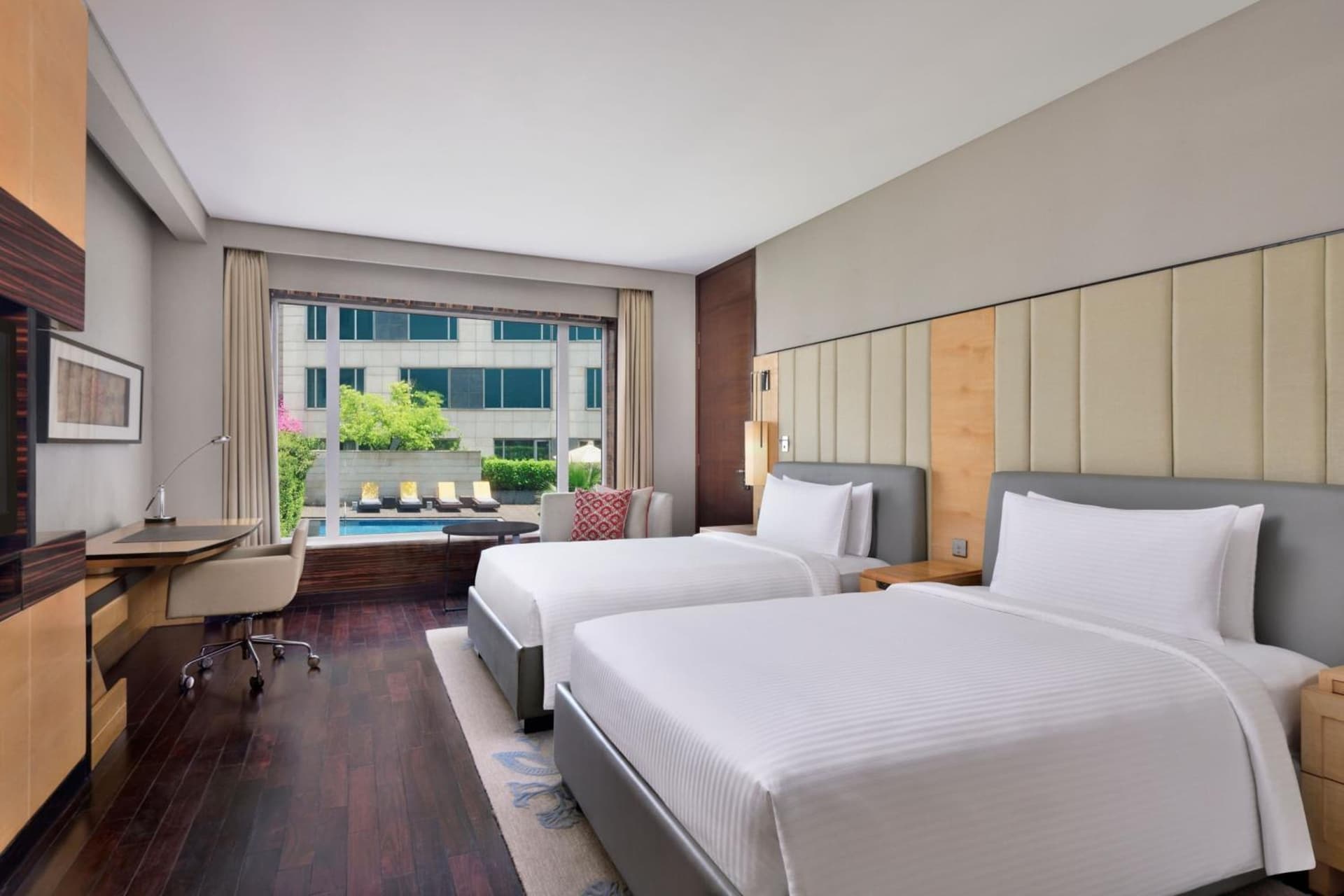 Twin High Floor Room