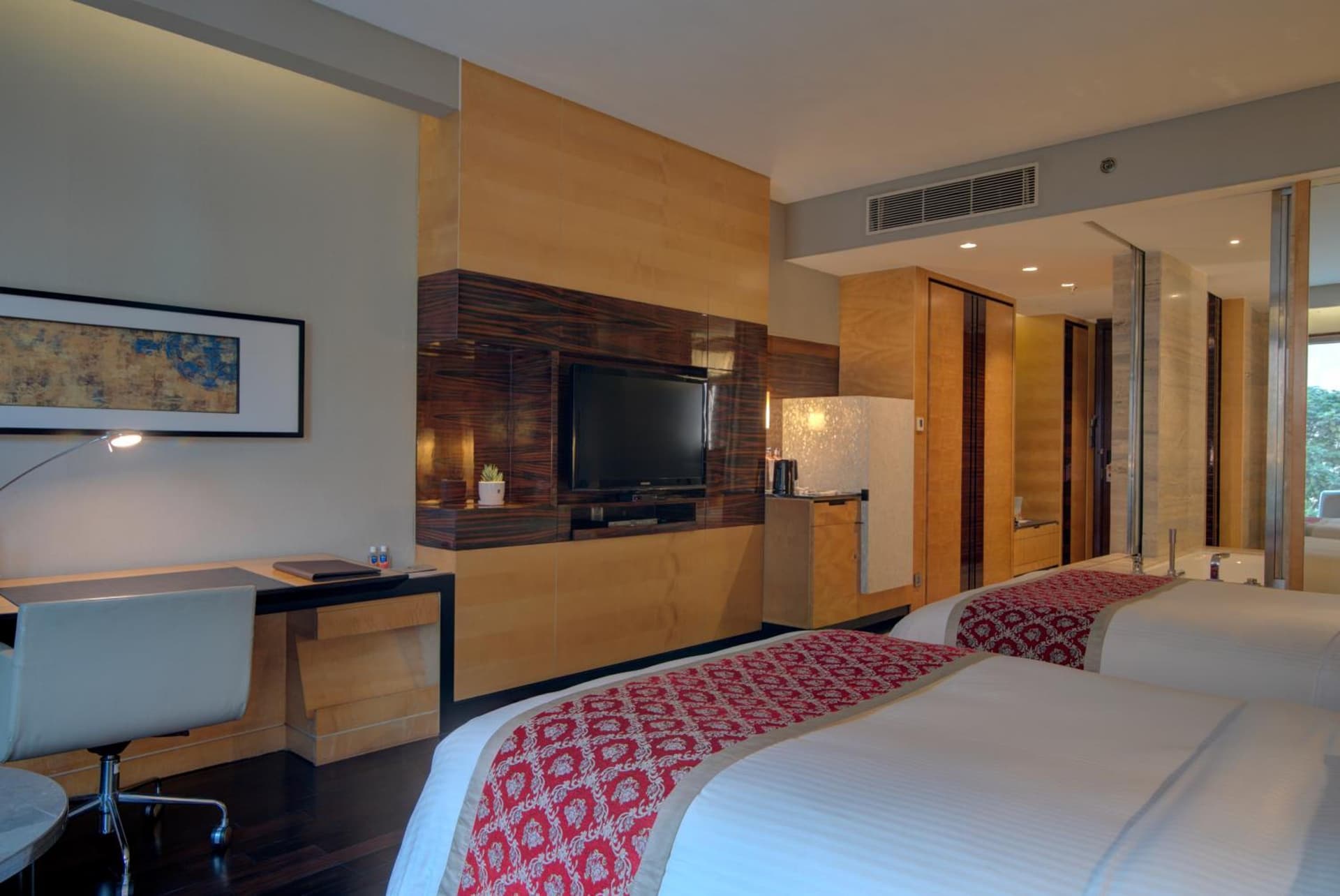 Twin High Floor Room