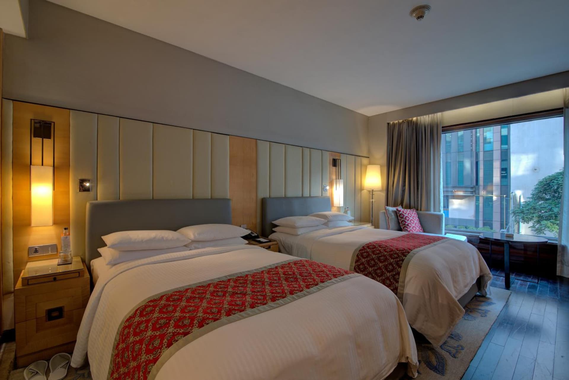 Twin High Floor Room