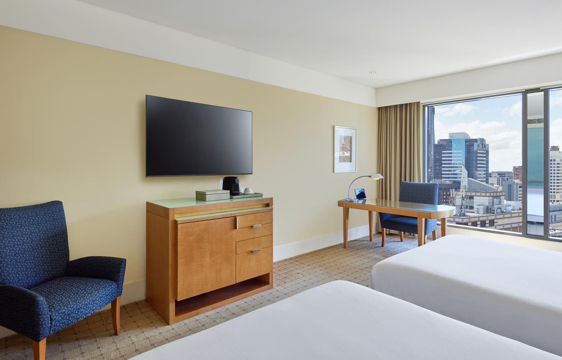 Premium Twin High Floor Room