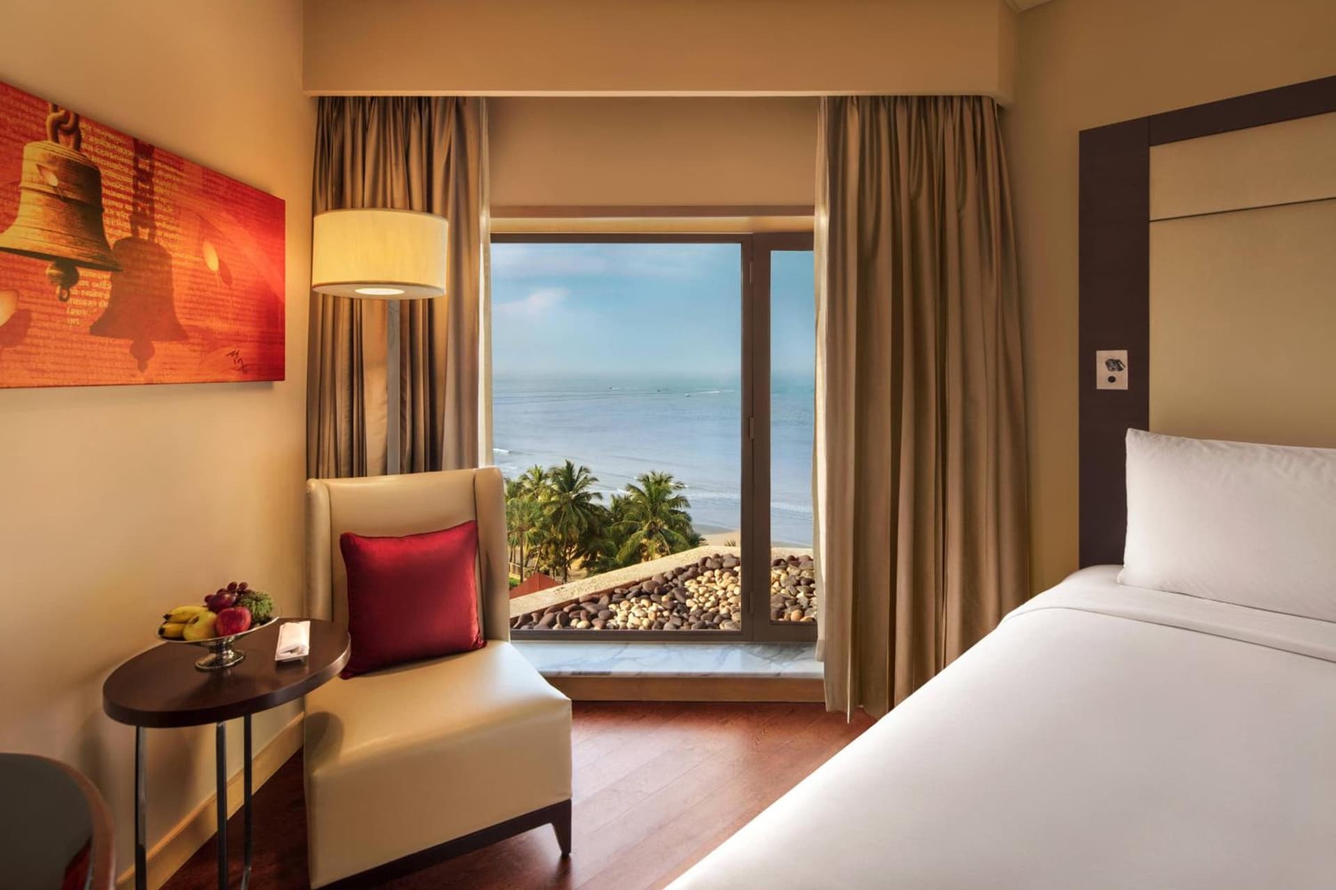 King Ocean View Room