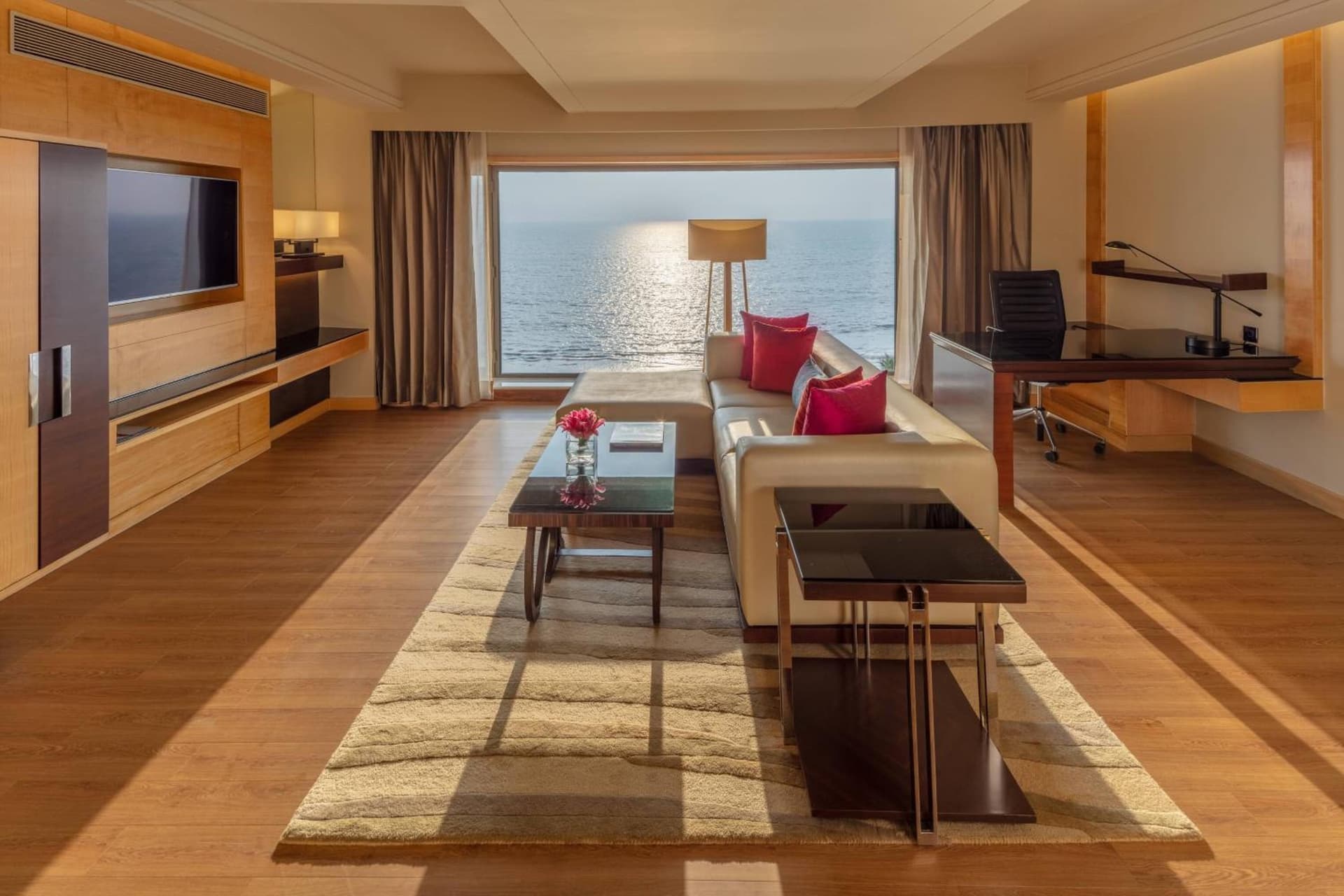 Suite King Ocean View Room