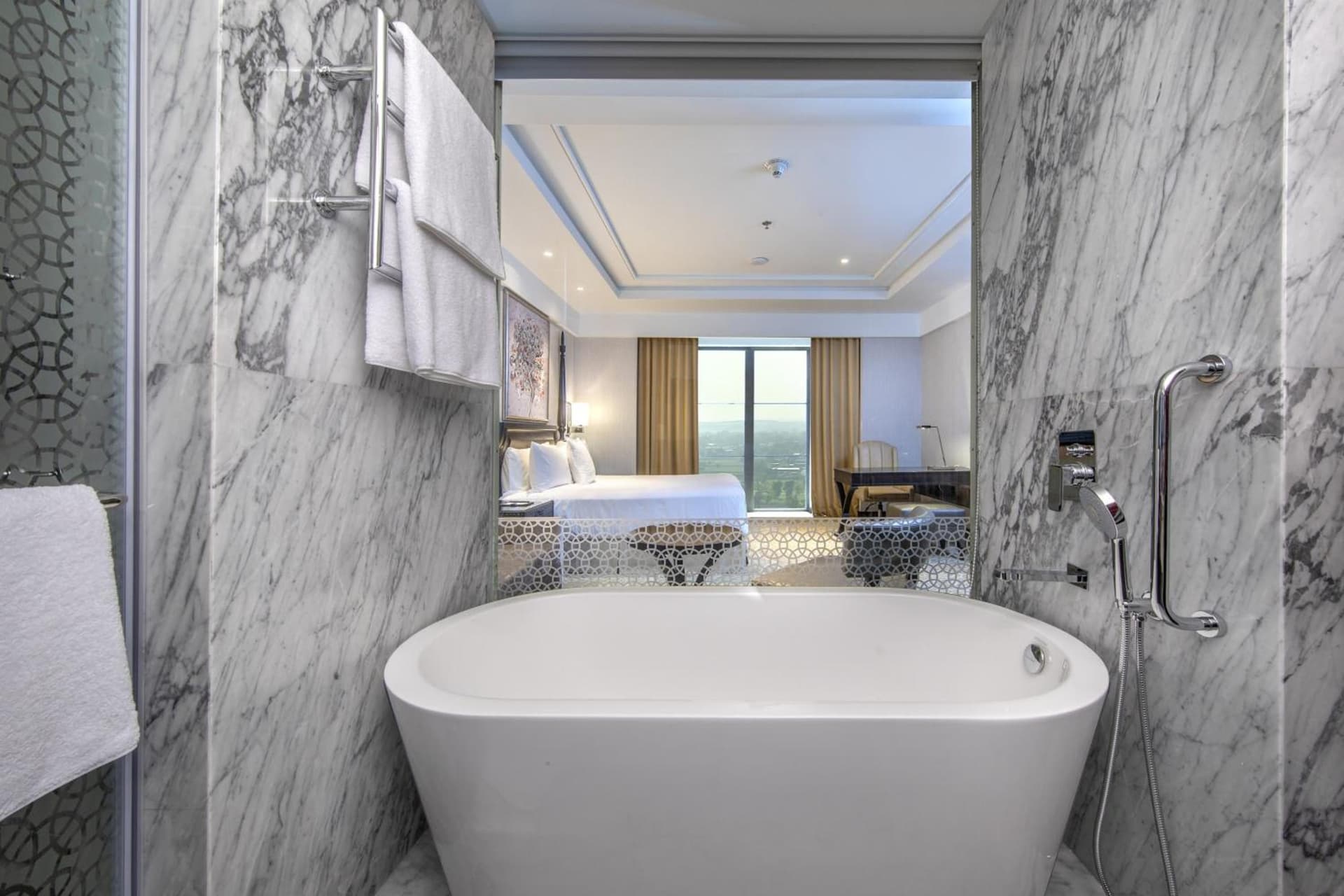 Queen Room