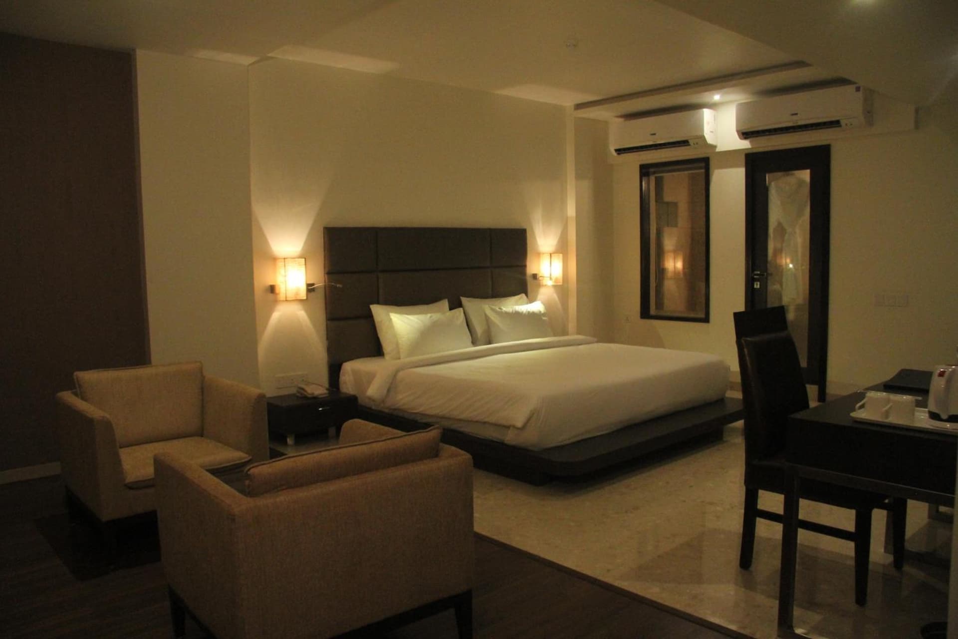 Suite Double Room