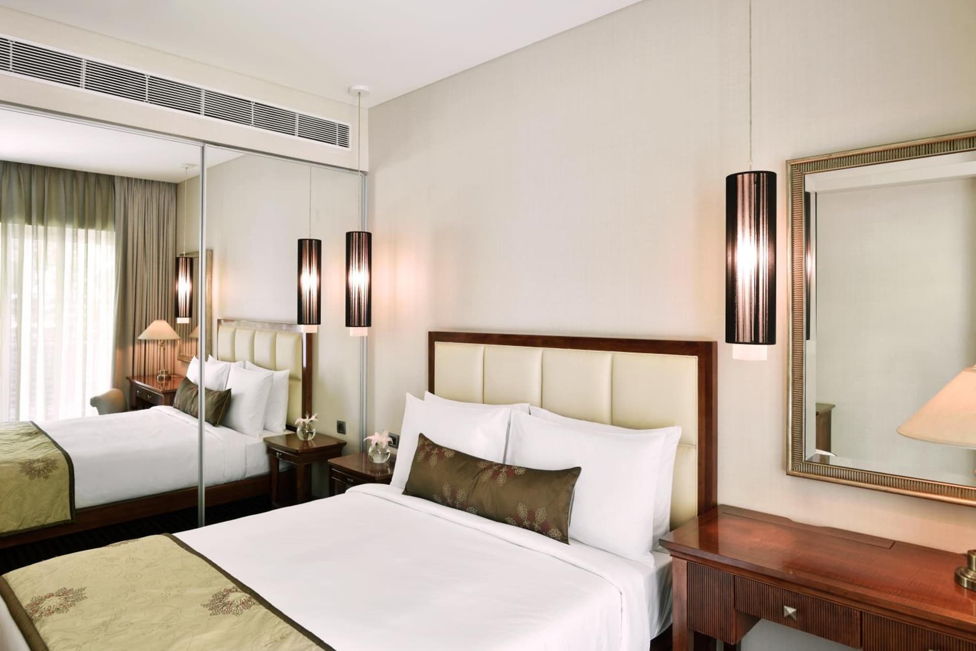 Suite King Balcony Room