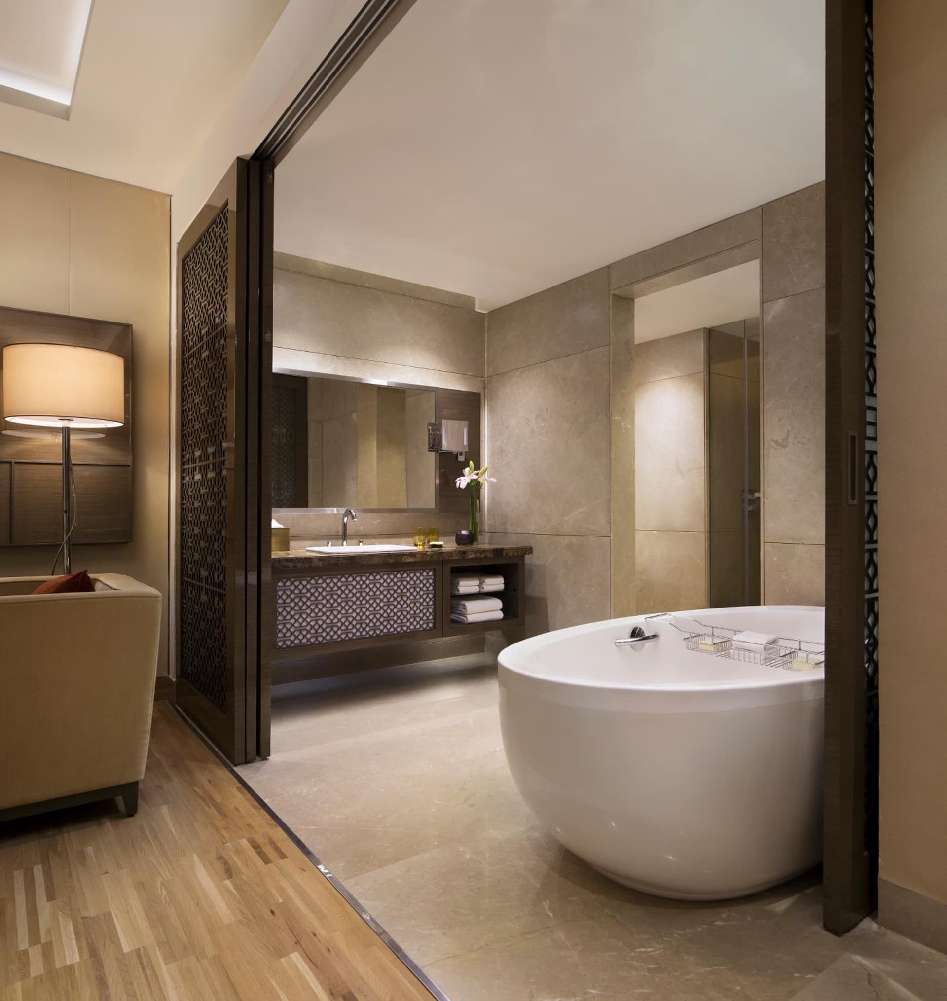 King Balcony Room