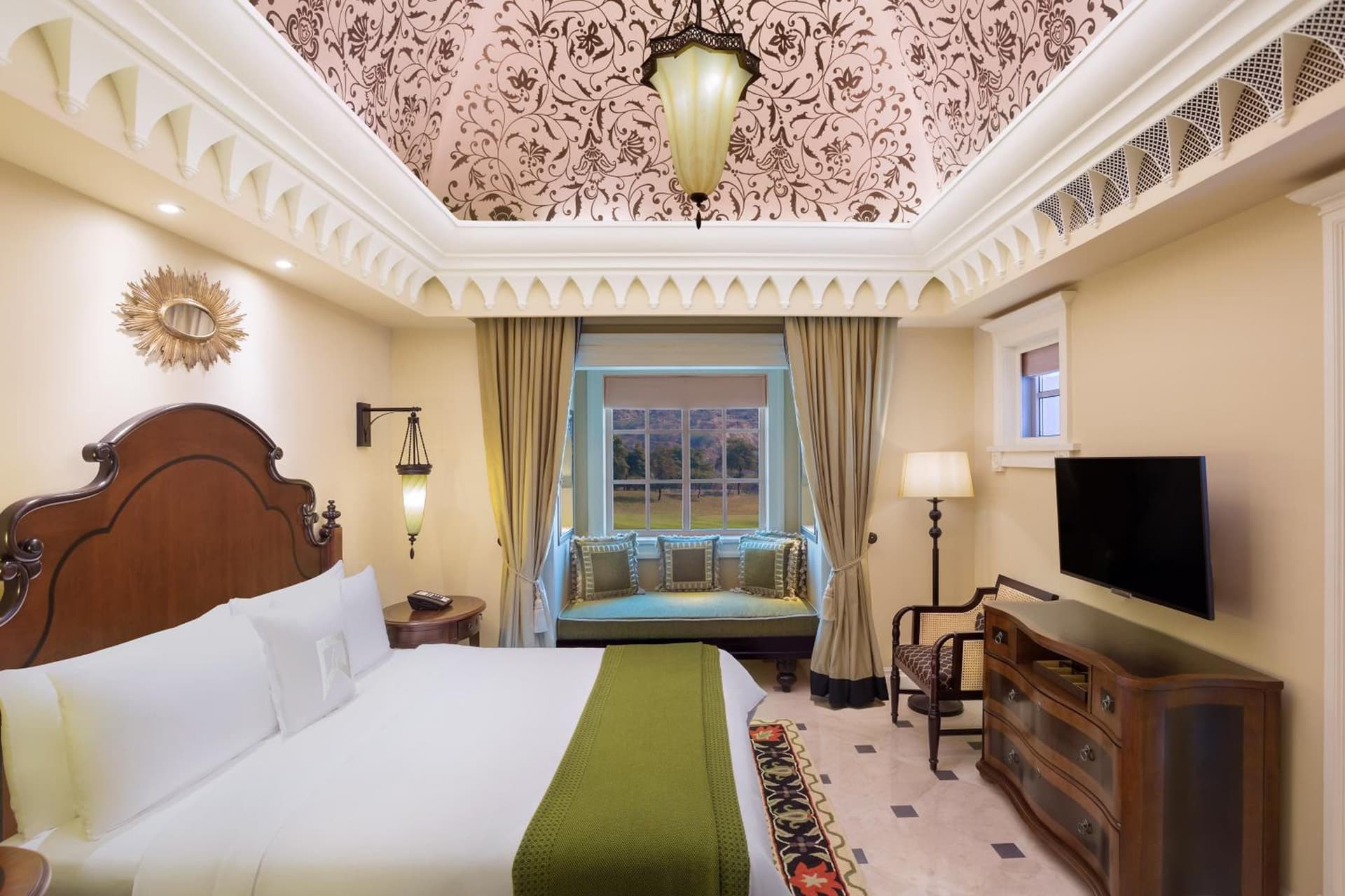 Suite Queen Terrace Room