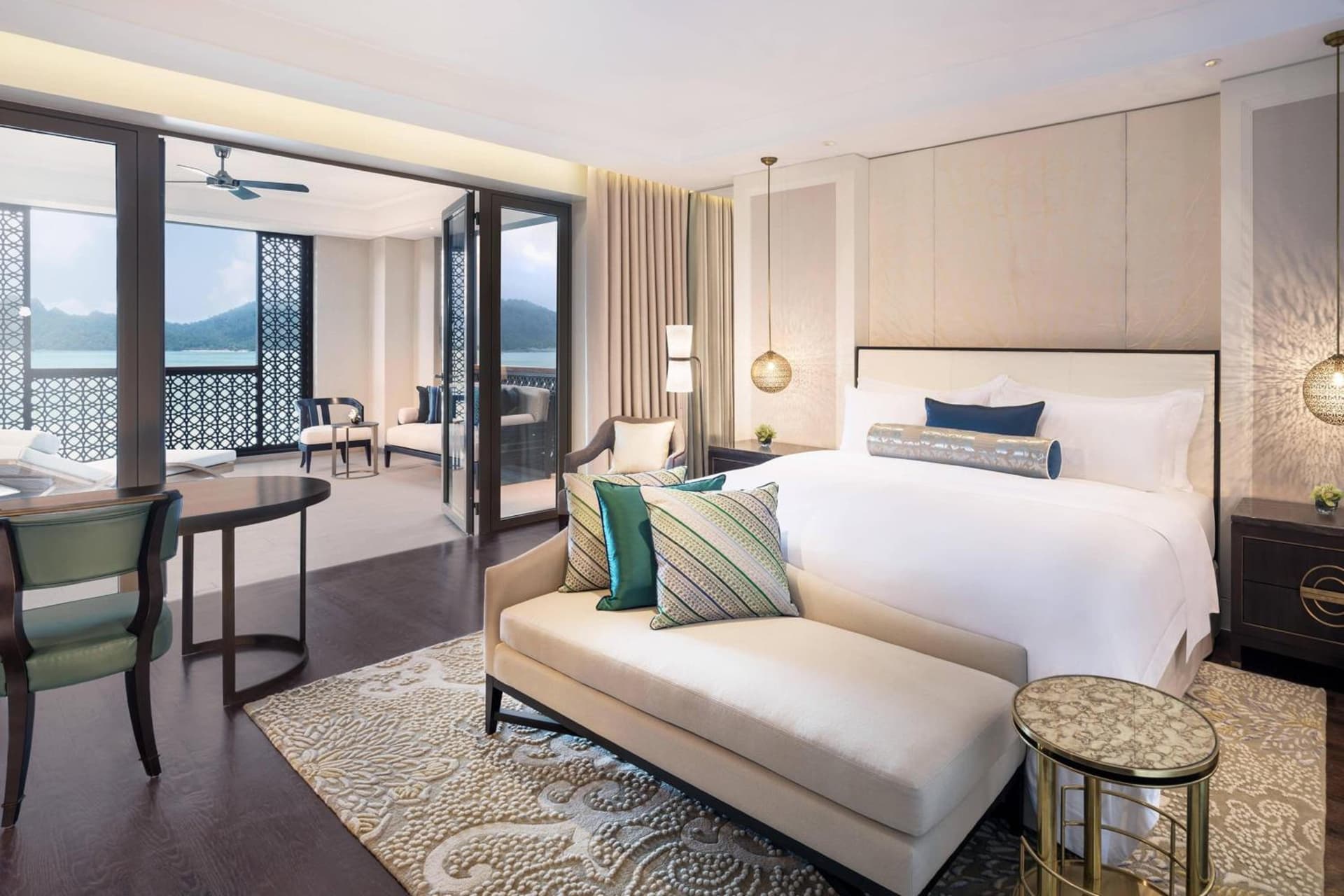 1 King Bed, Andaman Sea View, Guest Room