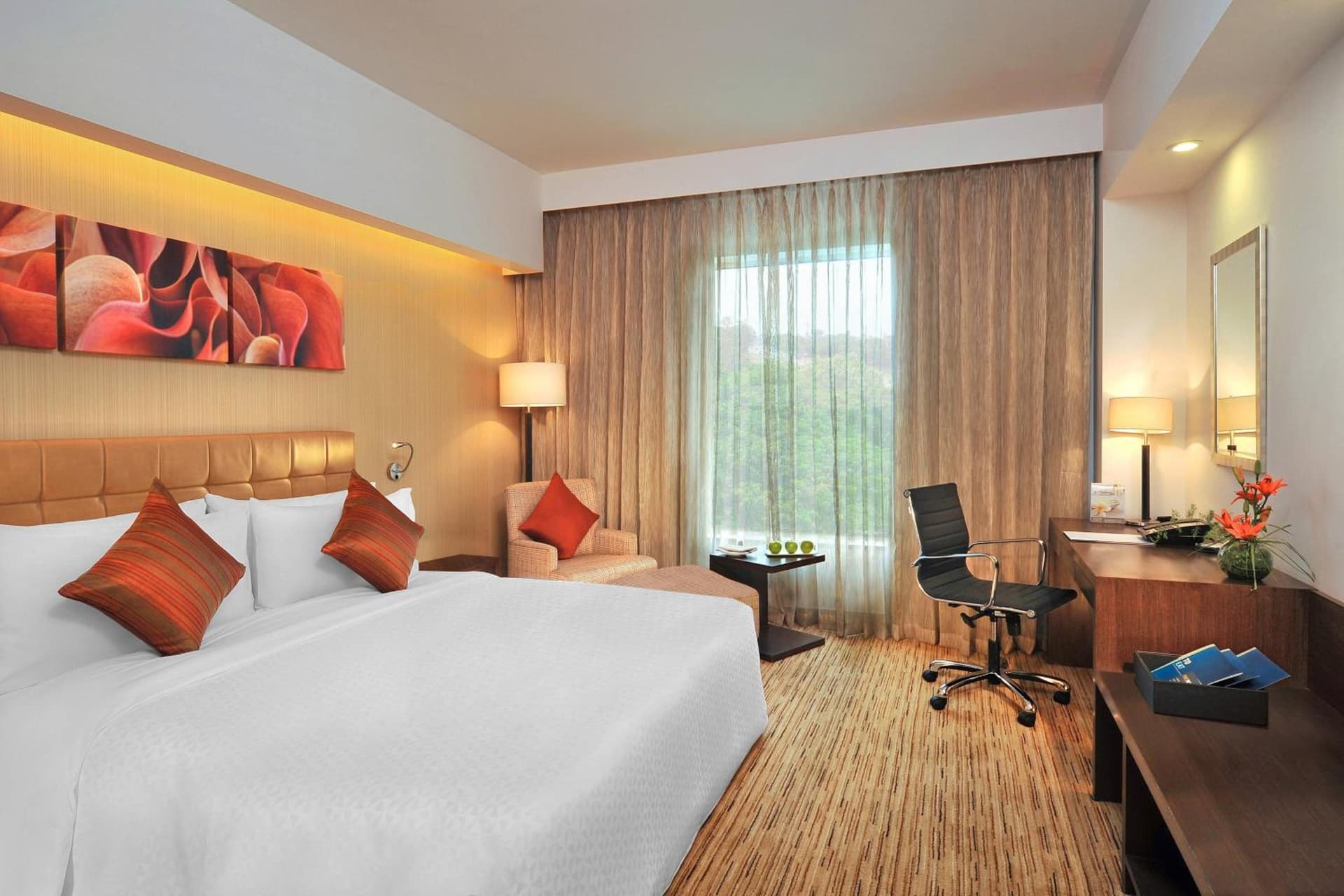 Deluxe King Room